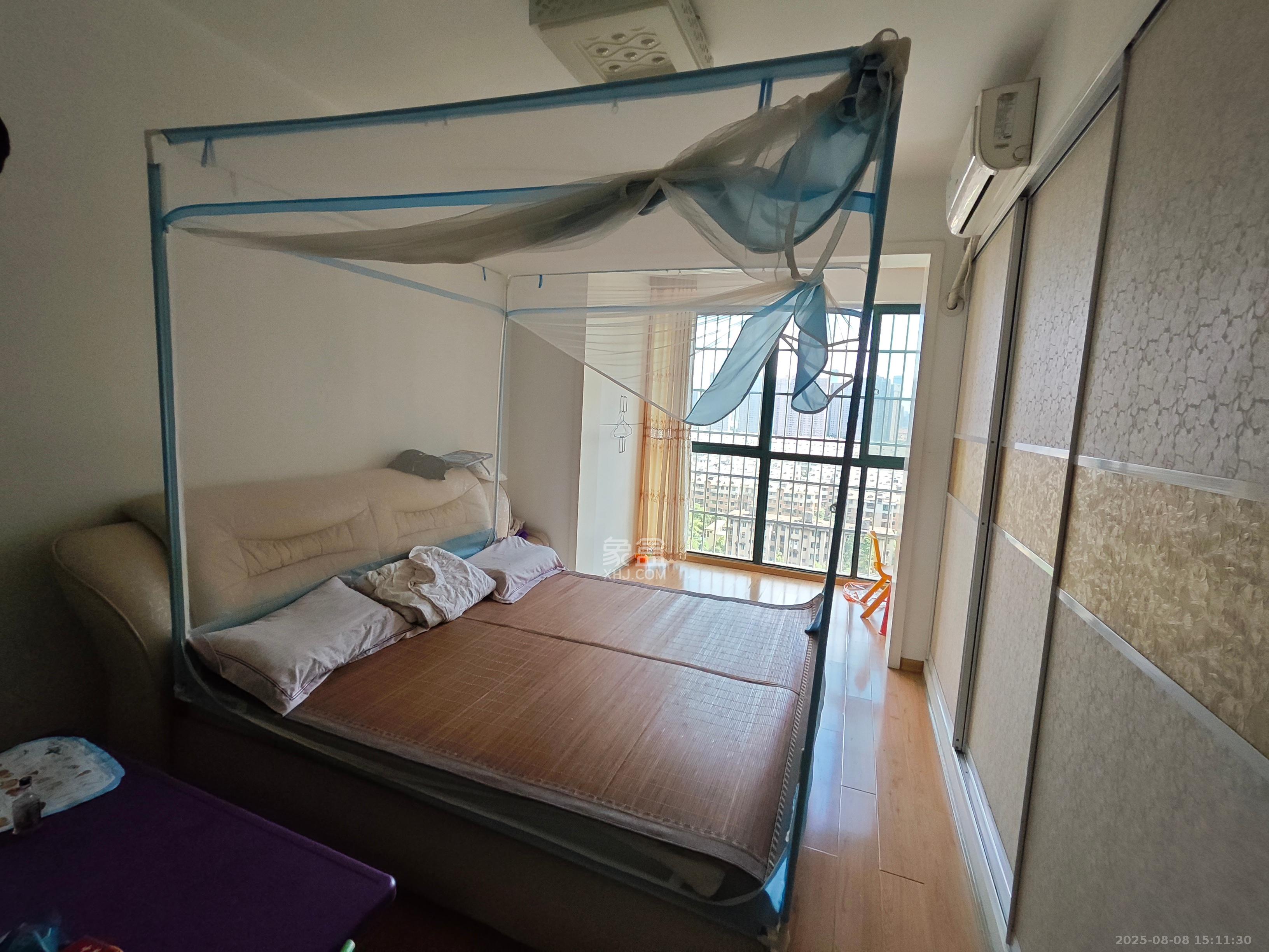 鑫科明珠  3室2厅2卫    3200.0元/月室内图