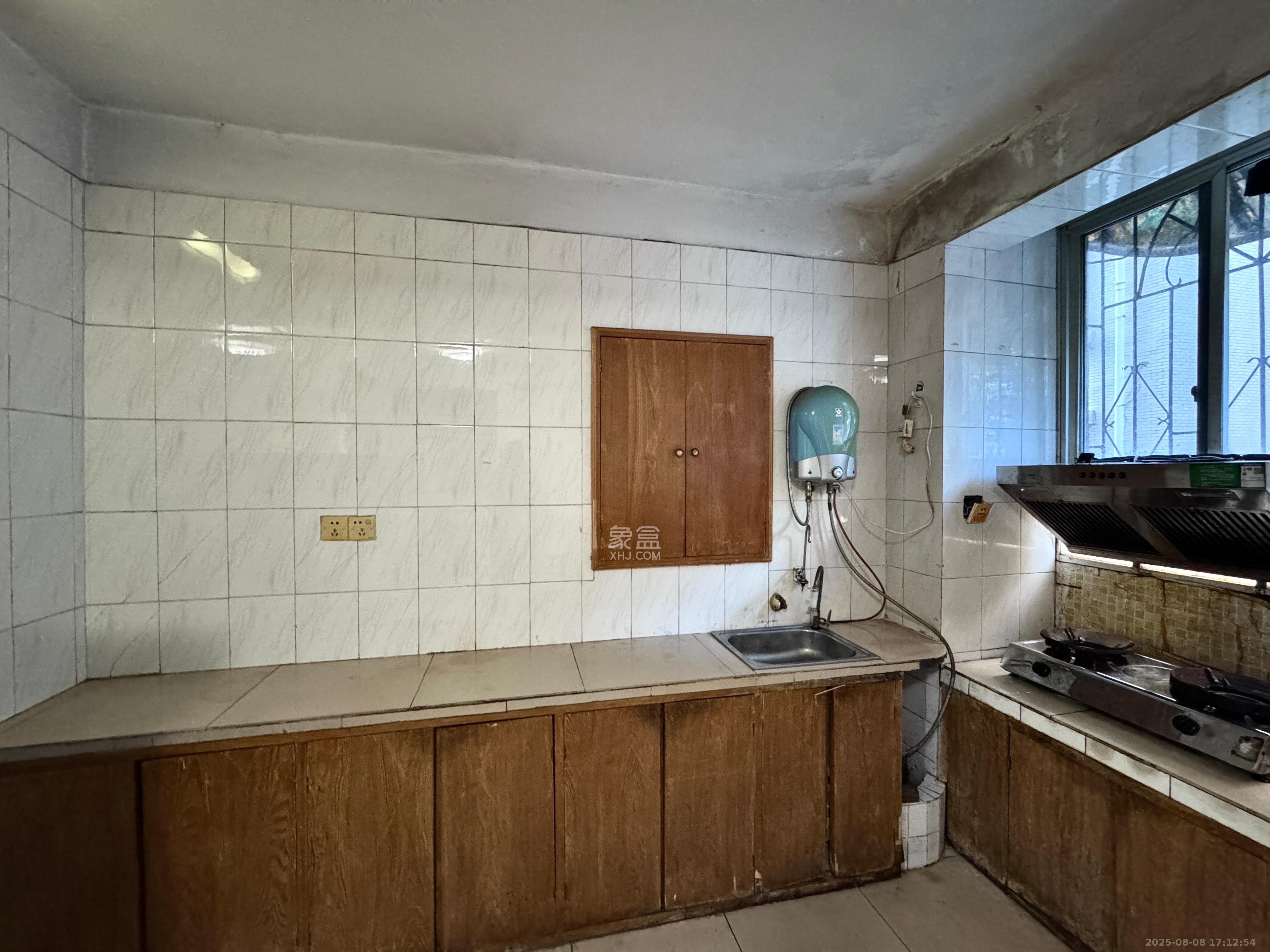 友谊路电视机厂宿舍 2室2厅1卫 1300.00元/月 友谊路电视机厂宿舍 2室2厅1卫 1300.00元/月室内图