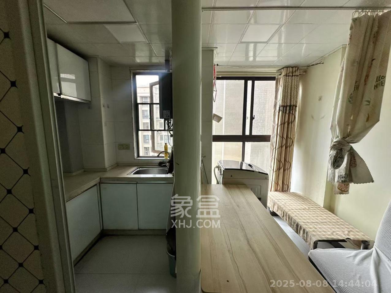 金房奥斯卡  1室1厅1卫   1300.00元/月室内图