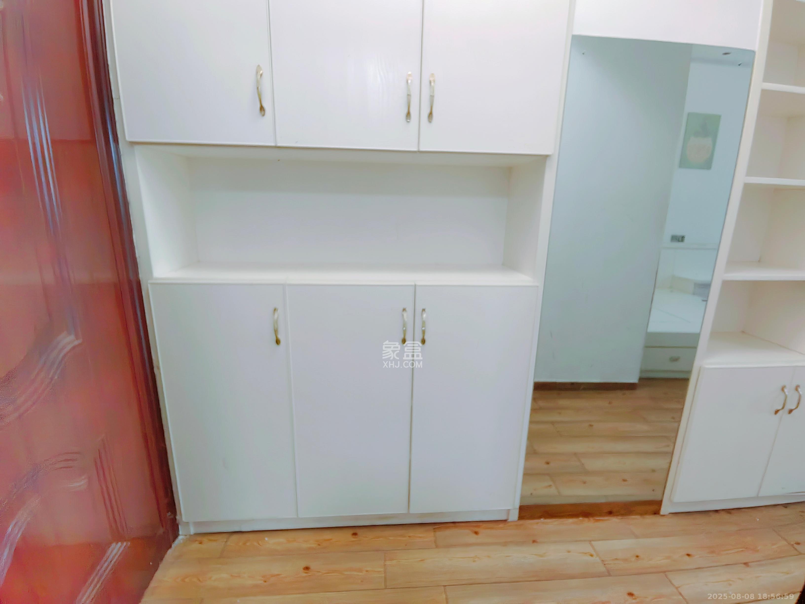中南壹号院  1室1厅1卫   1700.00元/月室内图