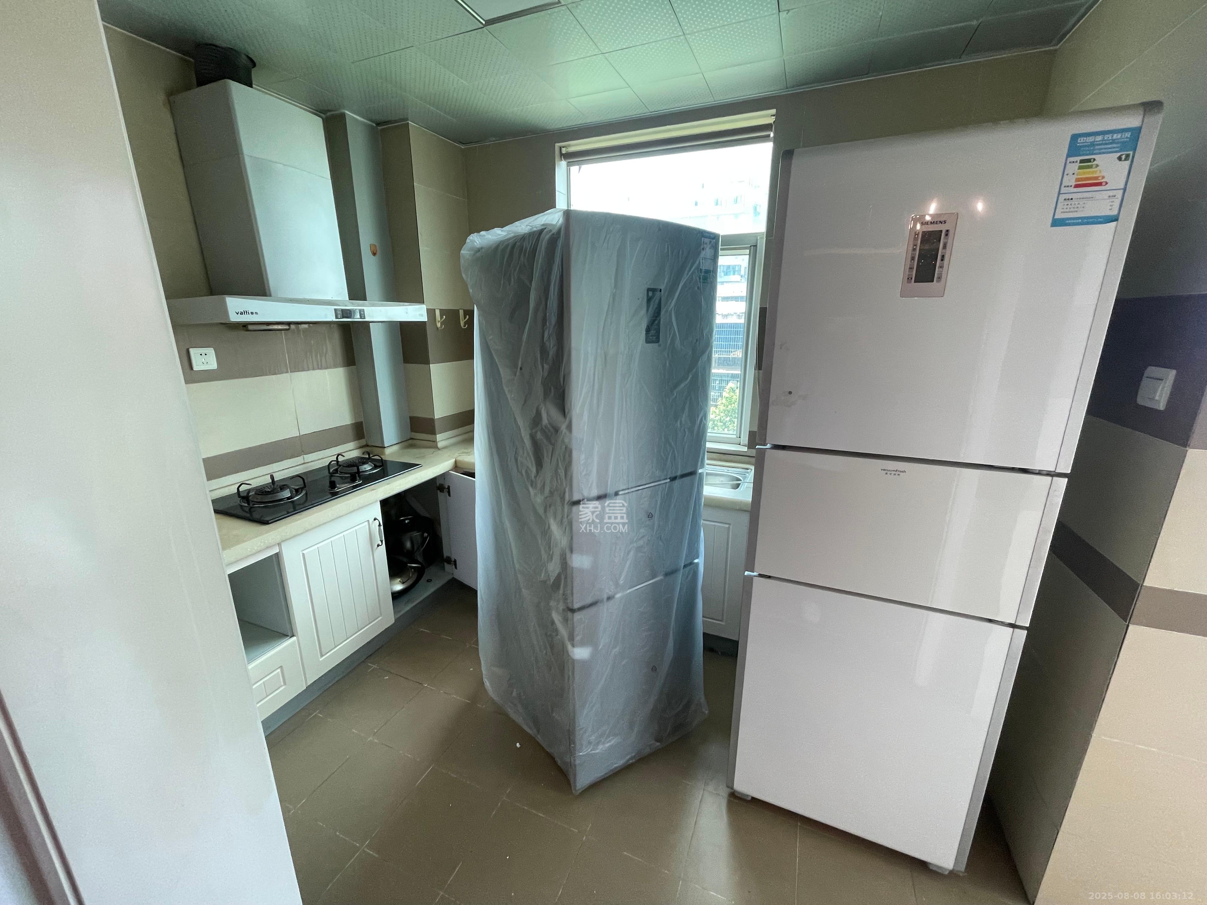 名都凯旋城 4室2厅2卫 3800.0元/月 名都凯旋城 4室2厅2卫 3800.0元/月室内图