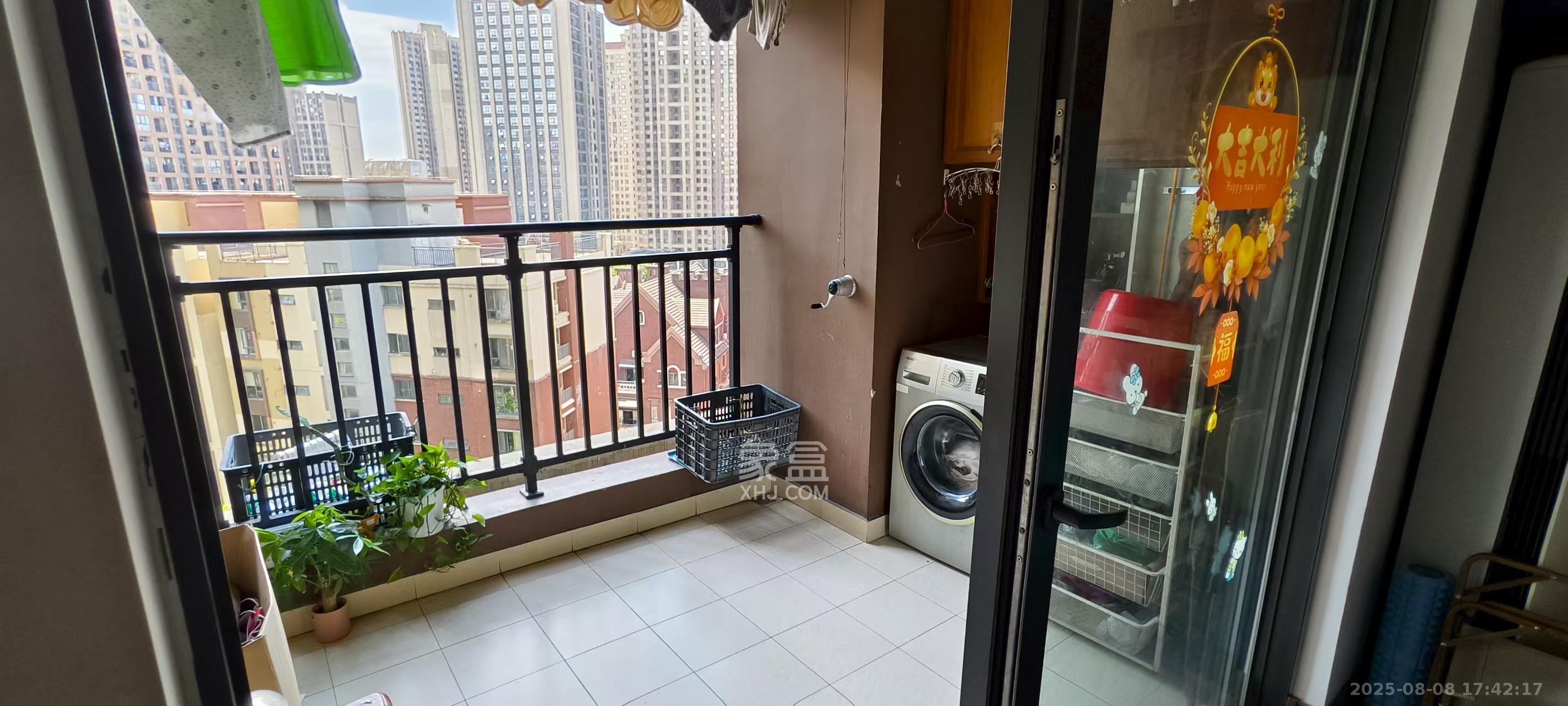 万科白鹭郡  3室2厅1卫    2500.0元/月室内图