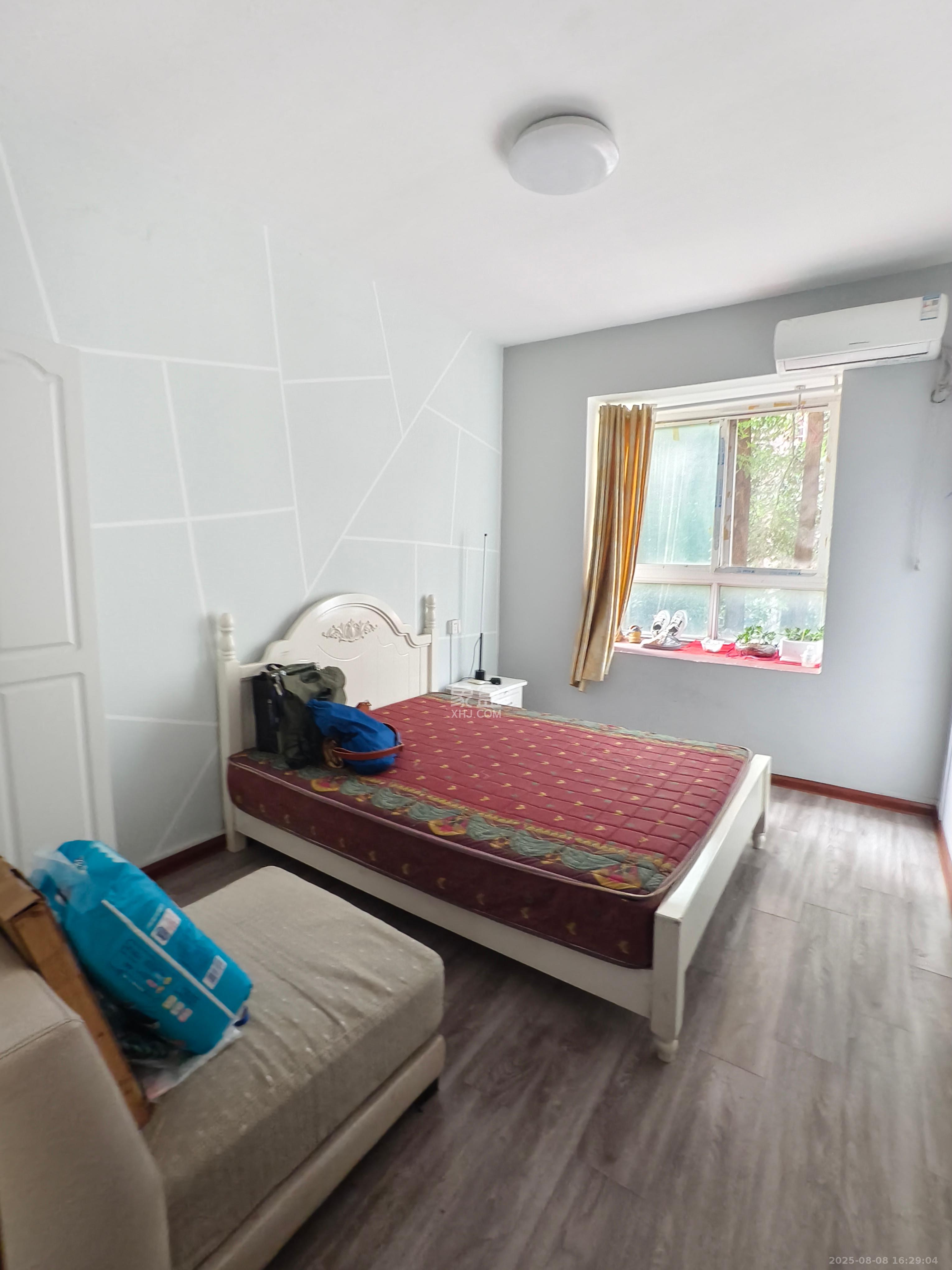 东门尚苑 4室2厅2卫 2200.0元/月 东门尚苑 4室2厅2卫 2200.0元/月室内图