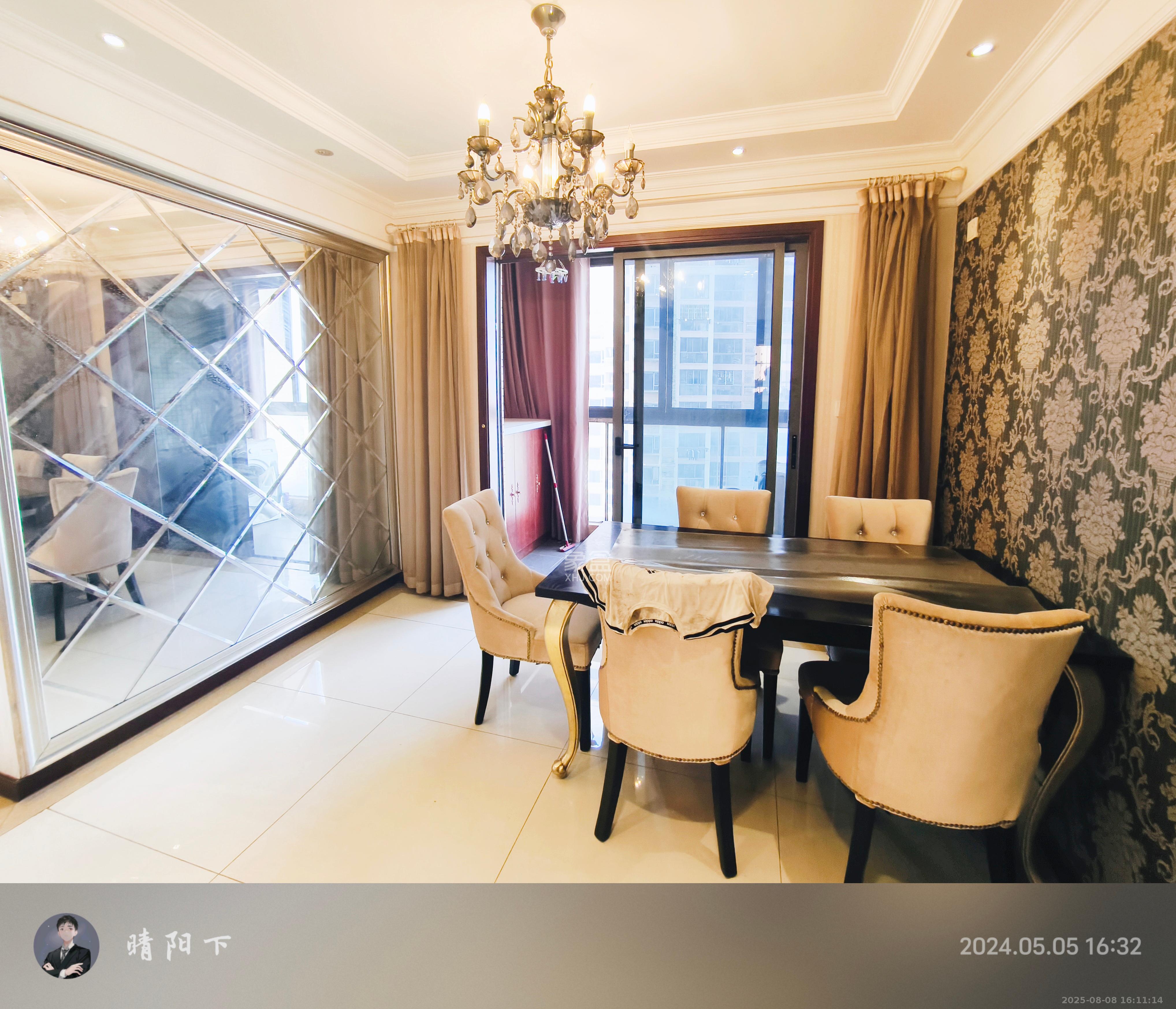 珠江花城三期锦鲤 1室2厅2卫 2600.0元/月 珠江花城三期锦鲤 1室2厅2卫 2600.0元/月室内图