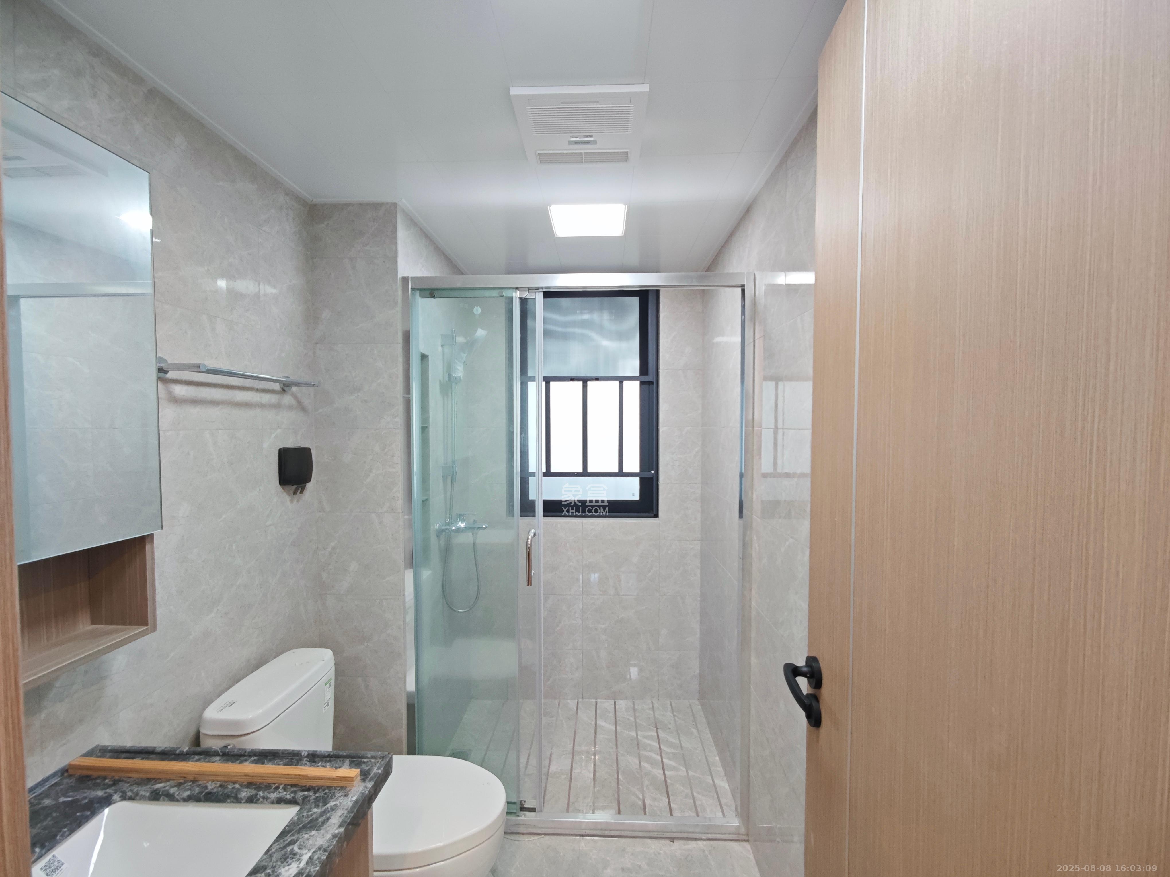 中海麓山境北区 3室2厅2卫 3190.0元/月 中海麓山境北区 3室2厅2卫 3190.0元/月室内图