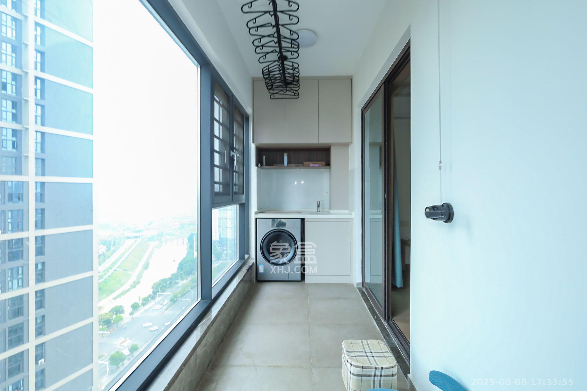 越秀悦湖台  3室2厅2卫   5000.00元/月室内图