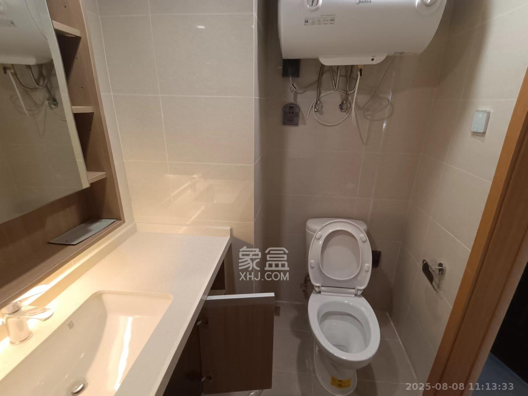 阳光城檀悦  2室1厅1卫    3000.0元/月室内图