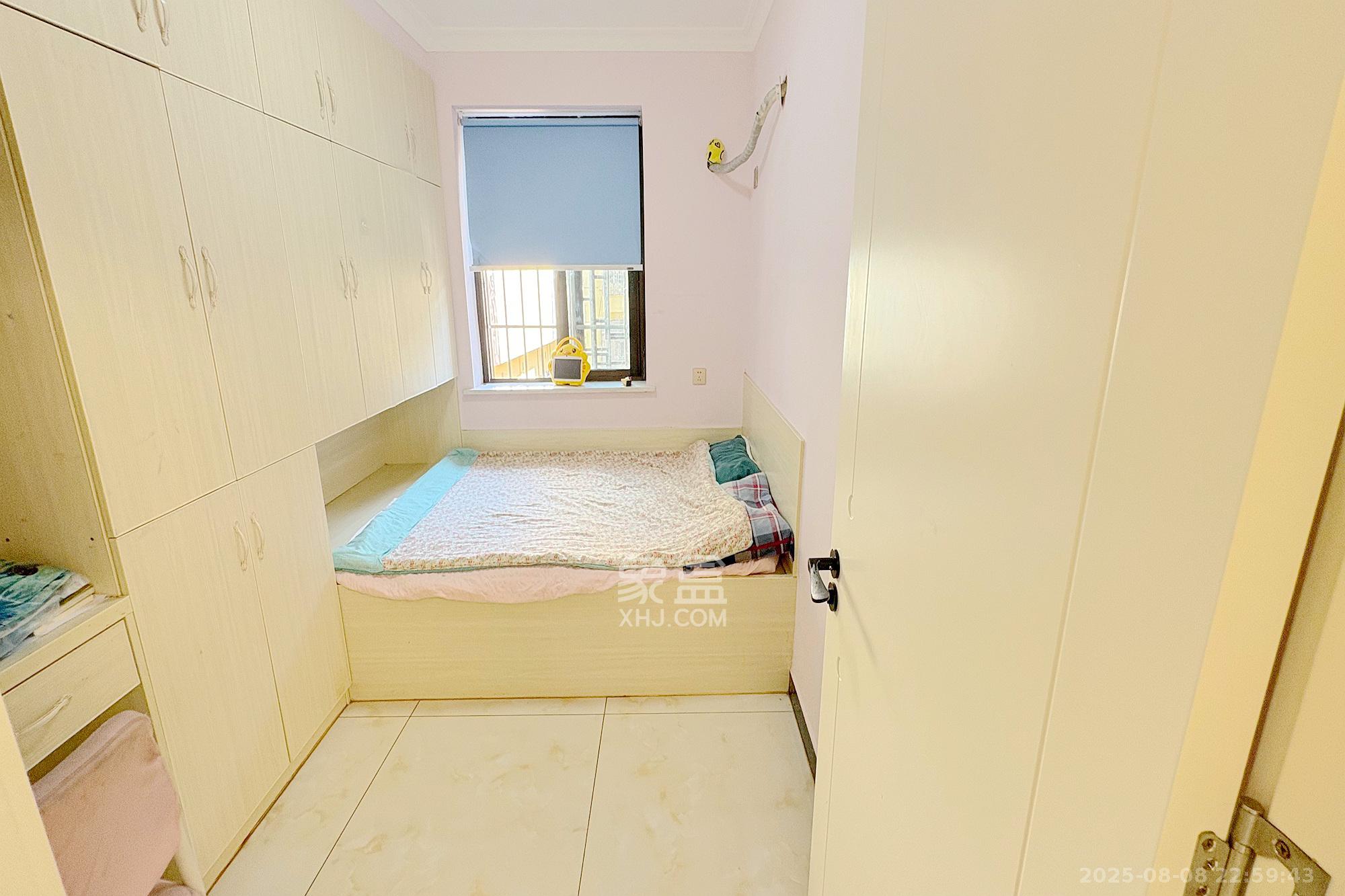 长勘院(文艺路26号)  2室1厅1卫    48.0万 长勘院(文艺路26号)  2室1厅1卫    48.0万卧室