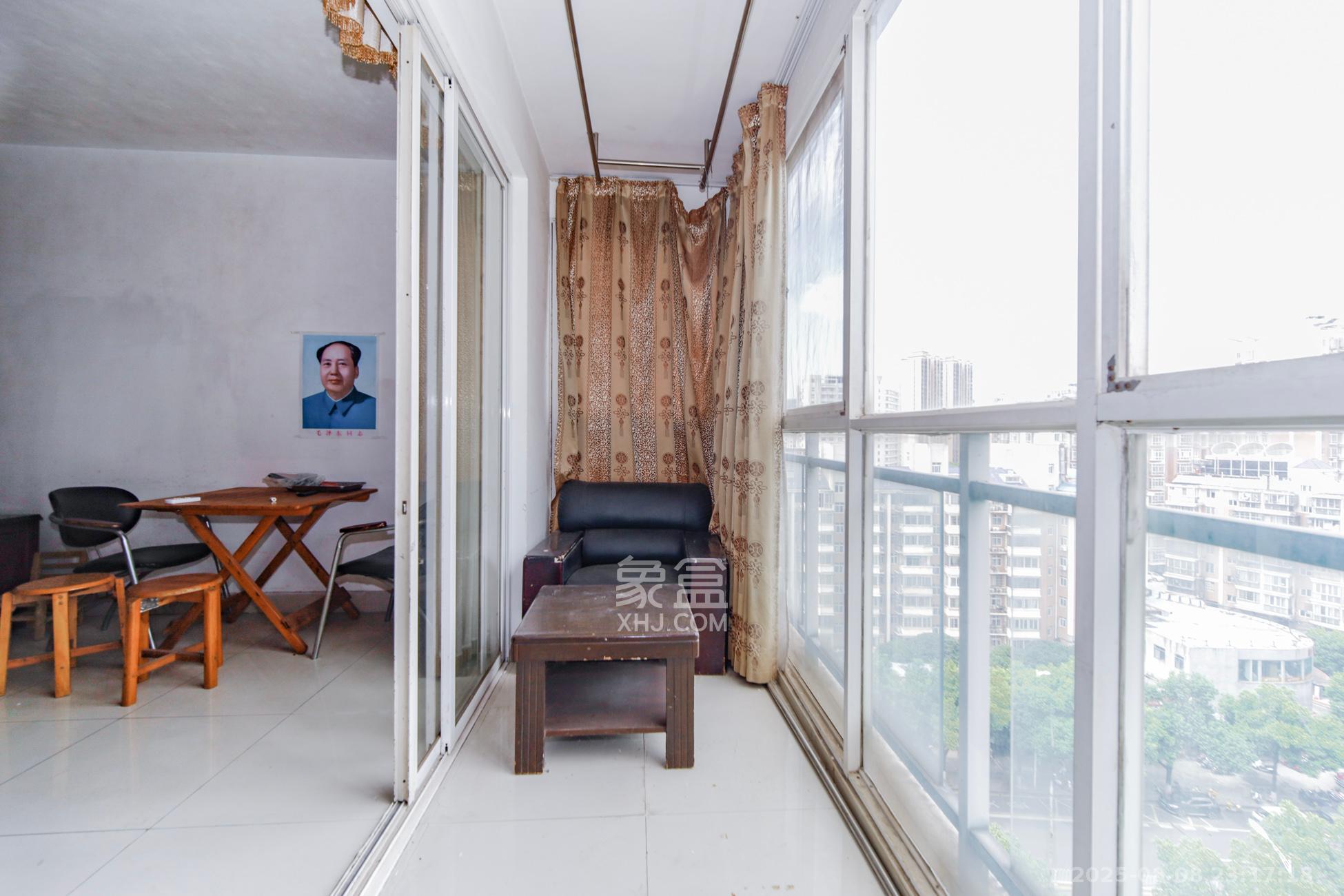中建桂苑  1室1厅1卫   28.00万阳台
