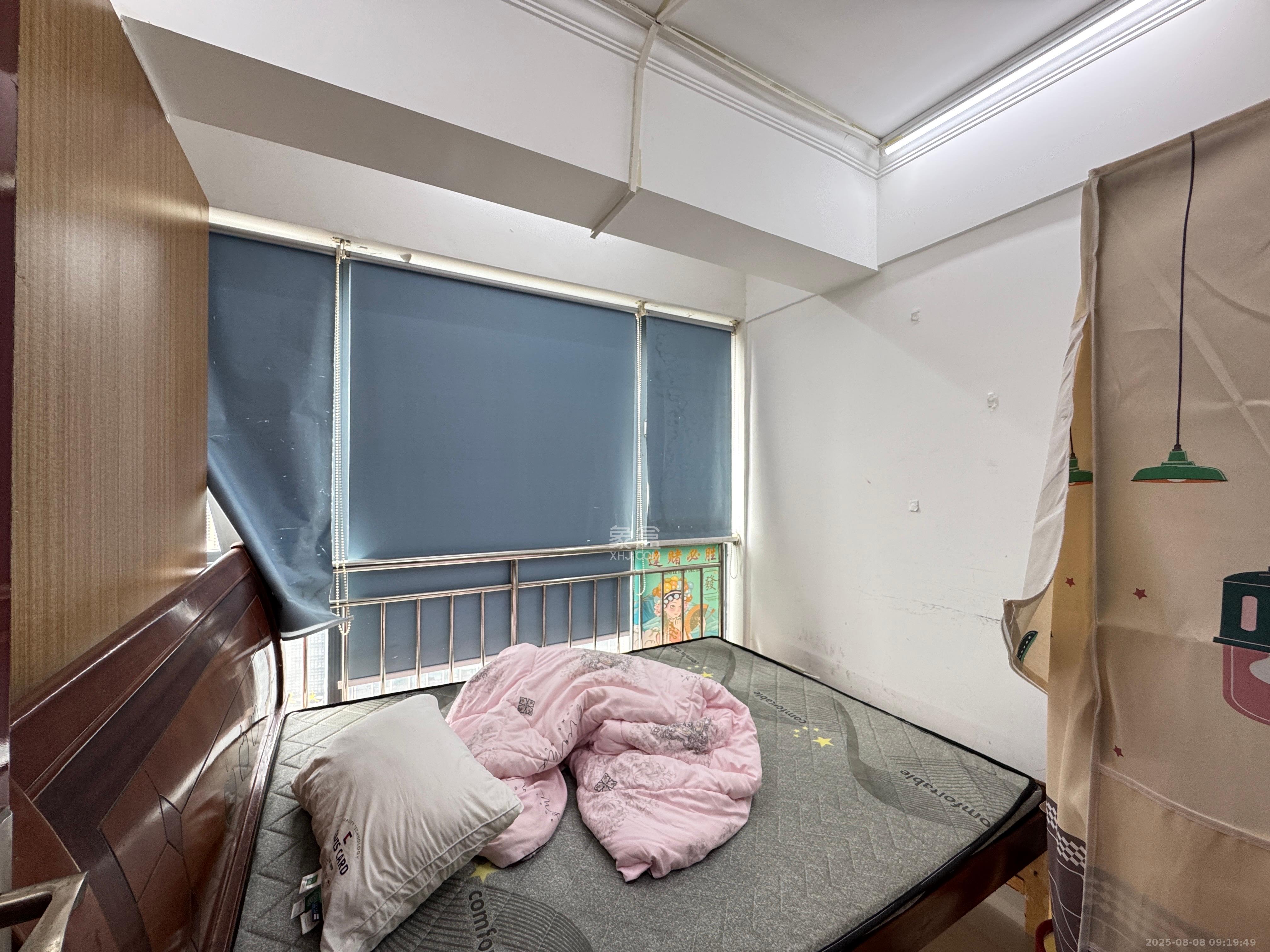 亚商国际  1室1厅1卫    2200.0元/月室内图