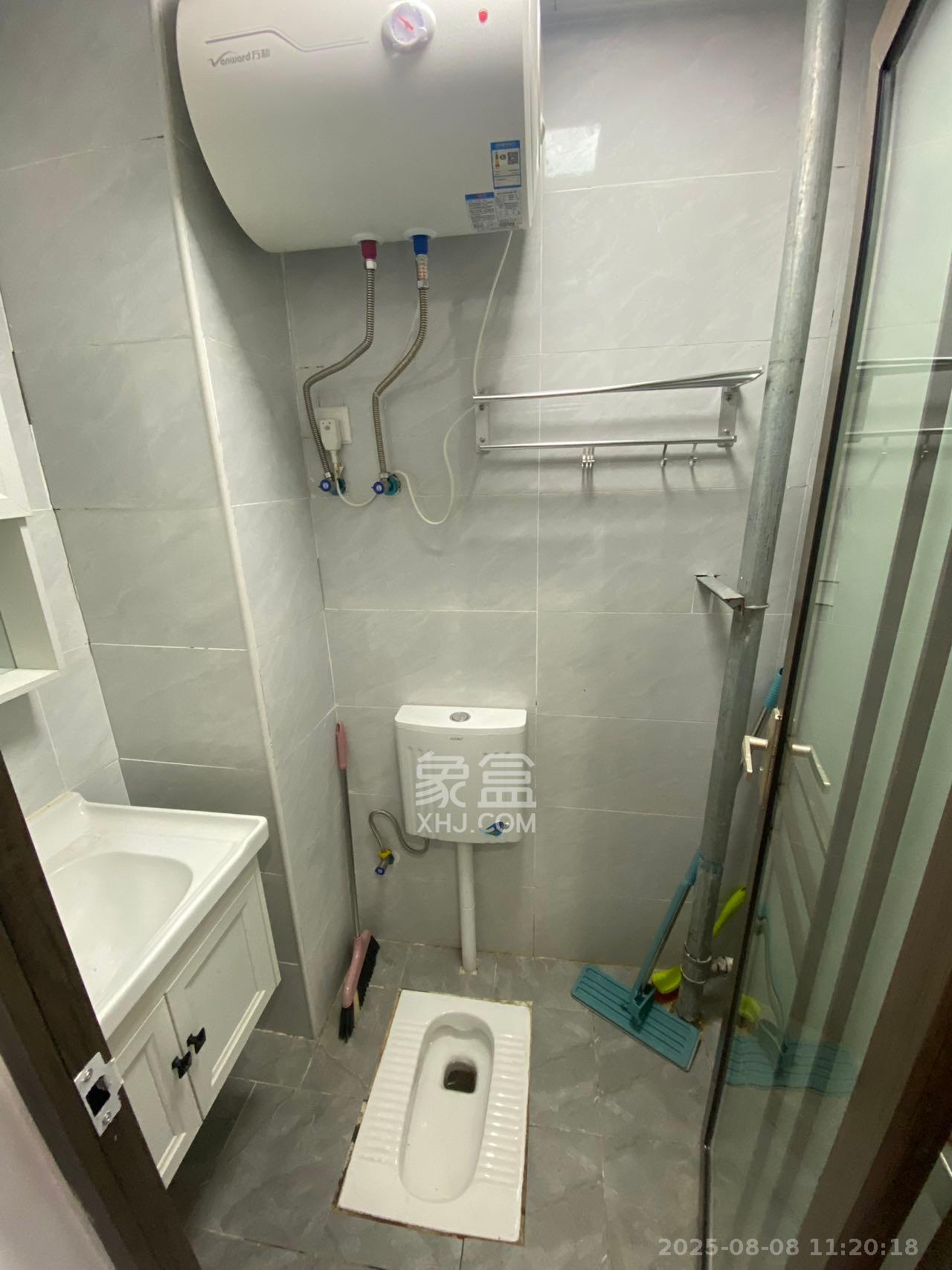 洋湖时代  1室1厅1卫    1100.0元/月 洋湖时代  1室1厅1卫    1100.0元/月室内图