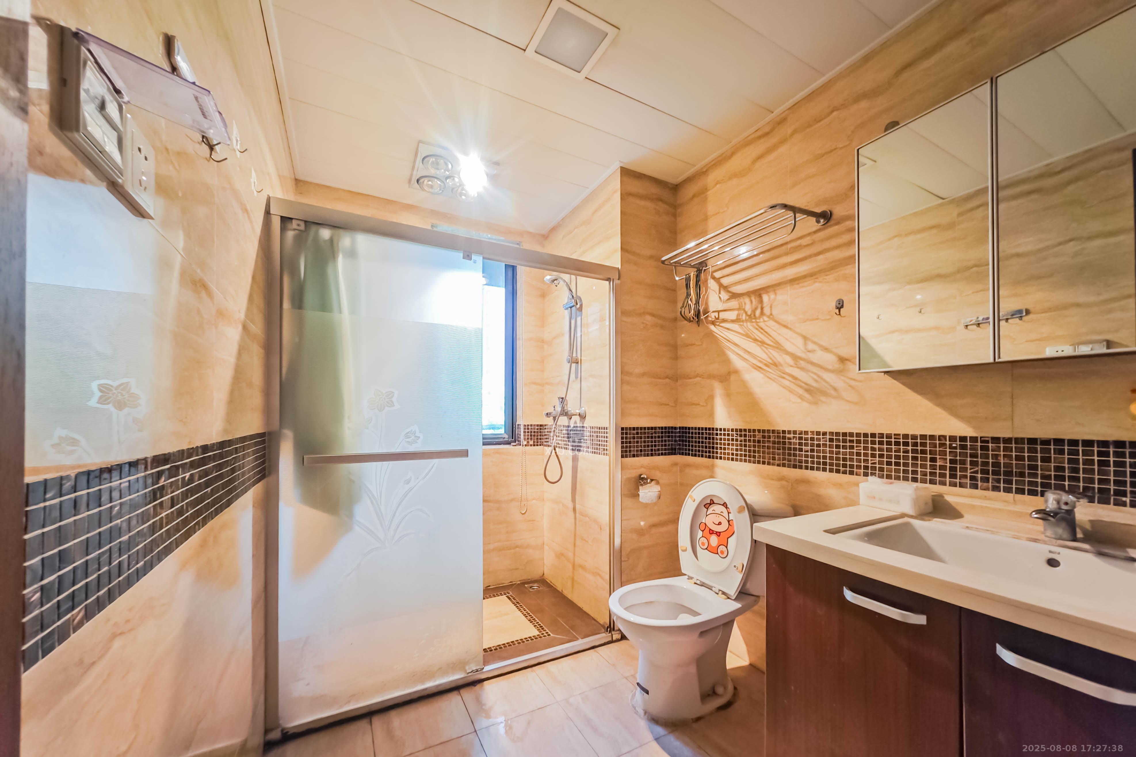 万科金域华府一期  3室2厅1卫    138.0万 万科金域华府一期  3室2厅1卫    138.0万卫生间