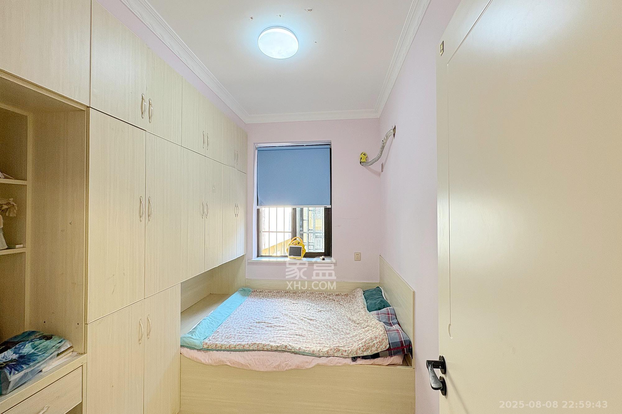 长勘院(文艺路26号)  2室1厅1卫    48.0万 长勘院(文艺路26号)  2室1厅1卫    48.0万卧室