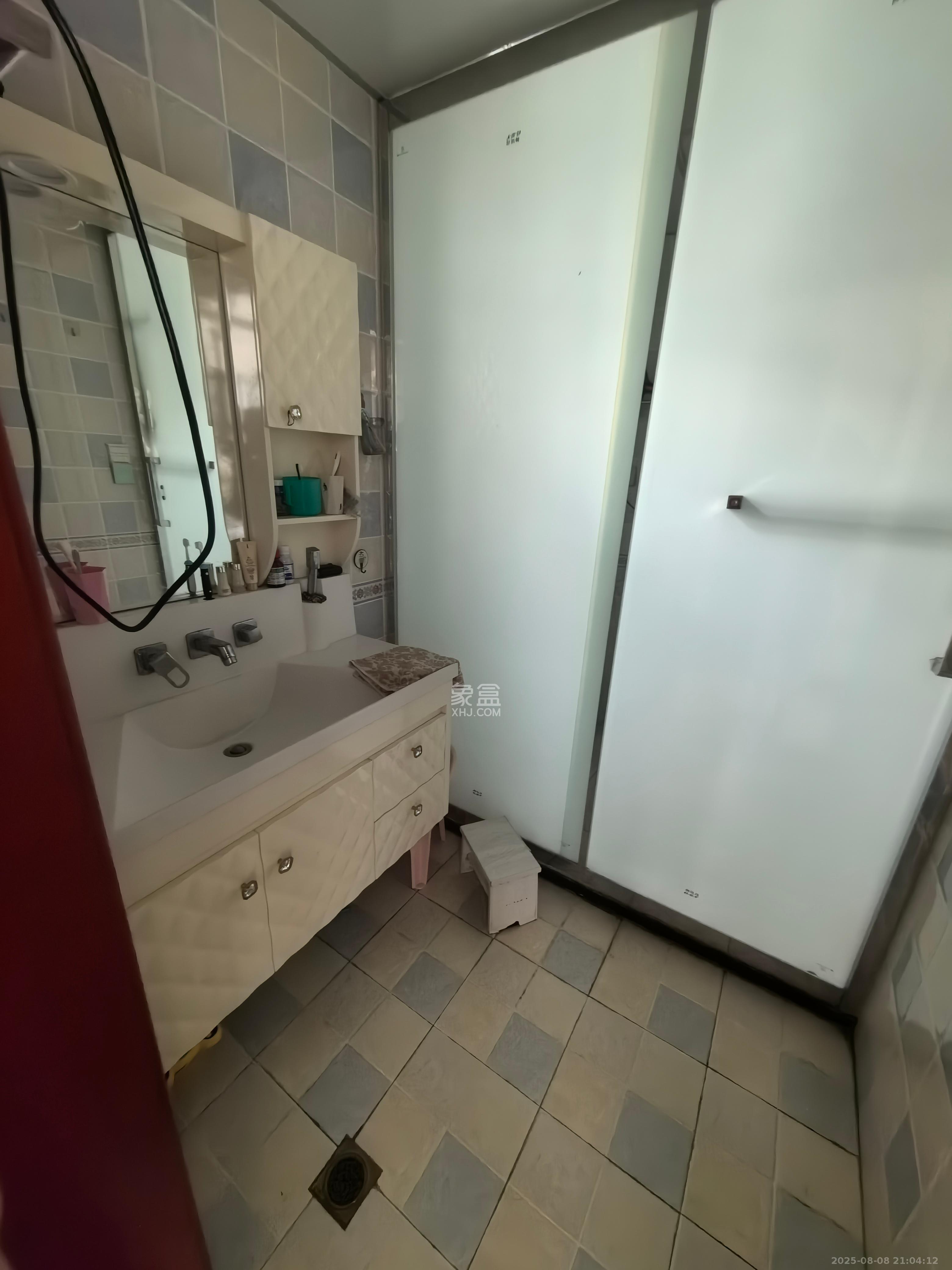 金鼎公园尚  2室1厅1卫    1700.0元/月室内图