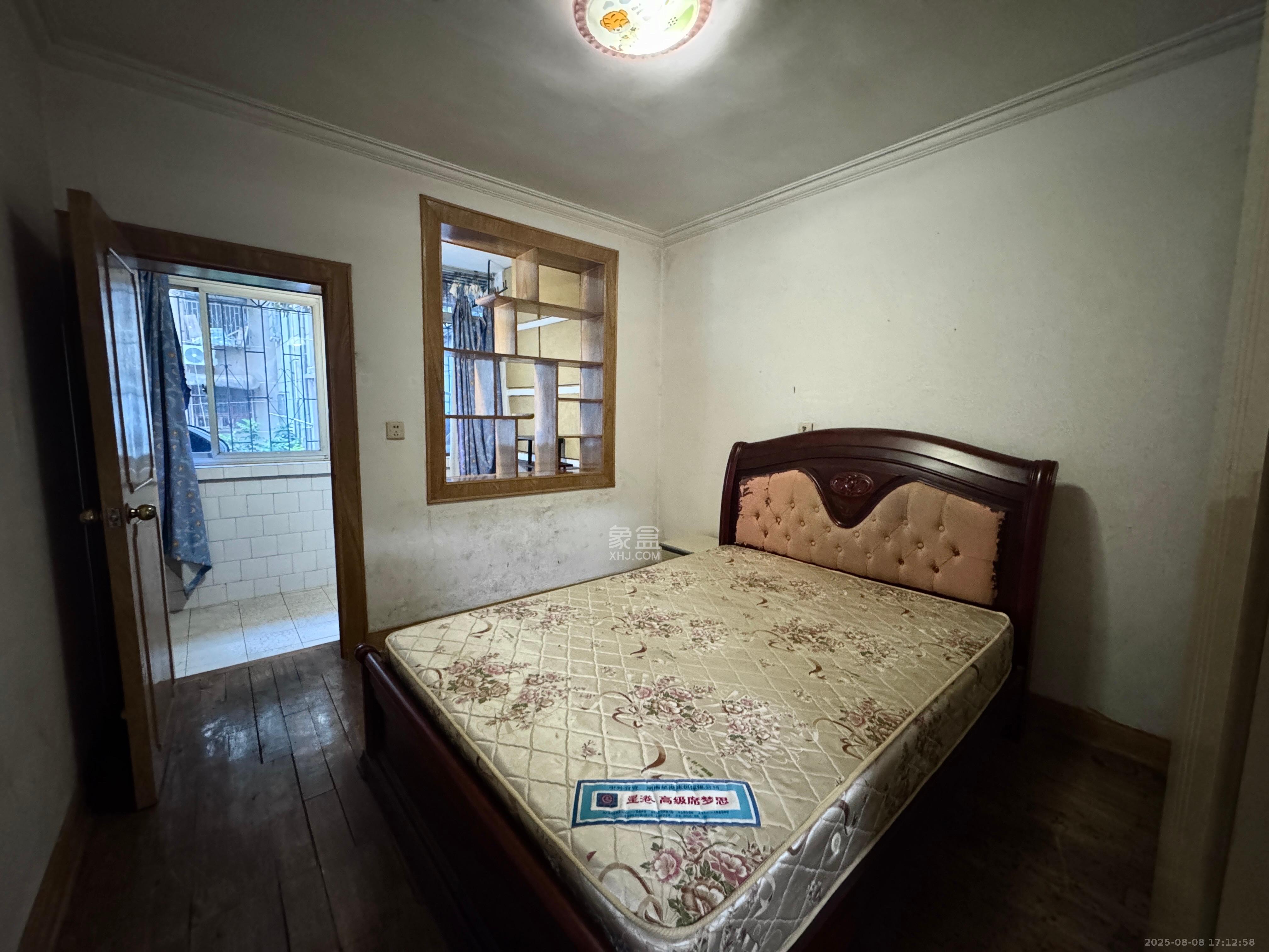 友谊路电视机厂宿舍 2室2厅1卫 1300.00元/月 友谊路电视机厂宿舍 2室2厅1卫 1300.00元/月室内图