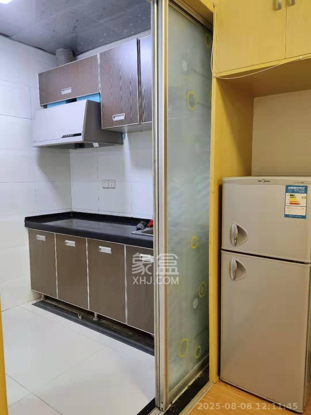 长房时代城  1室1厅1卫   1150.00元/月室内图