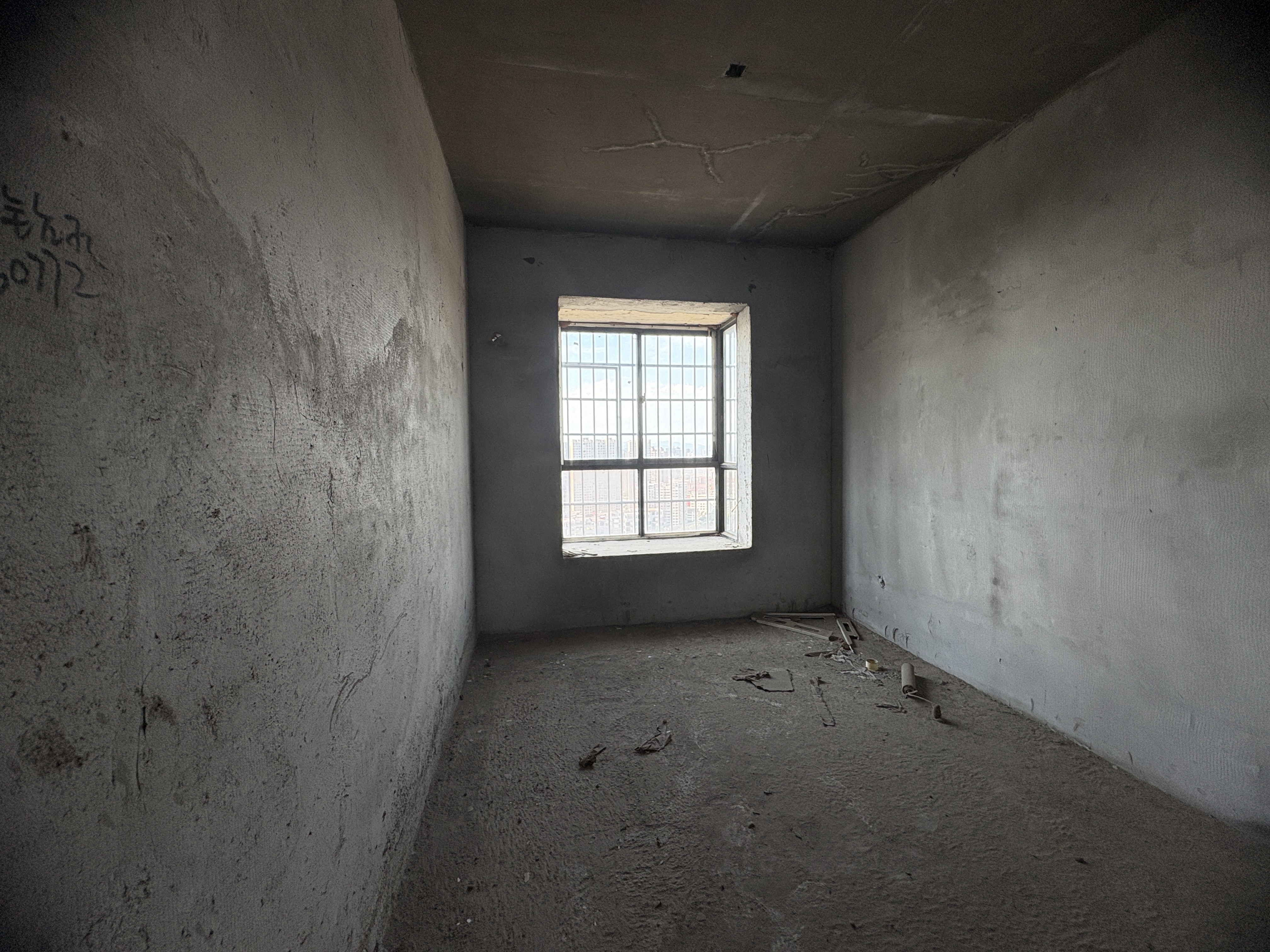 华剑首郡+五江珑悦 4室2厅2卫 68.0万 华剑首郡+五江珑悦 4室2厅2卫 68.0万客厅