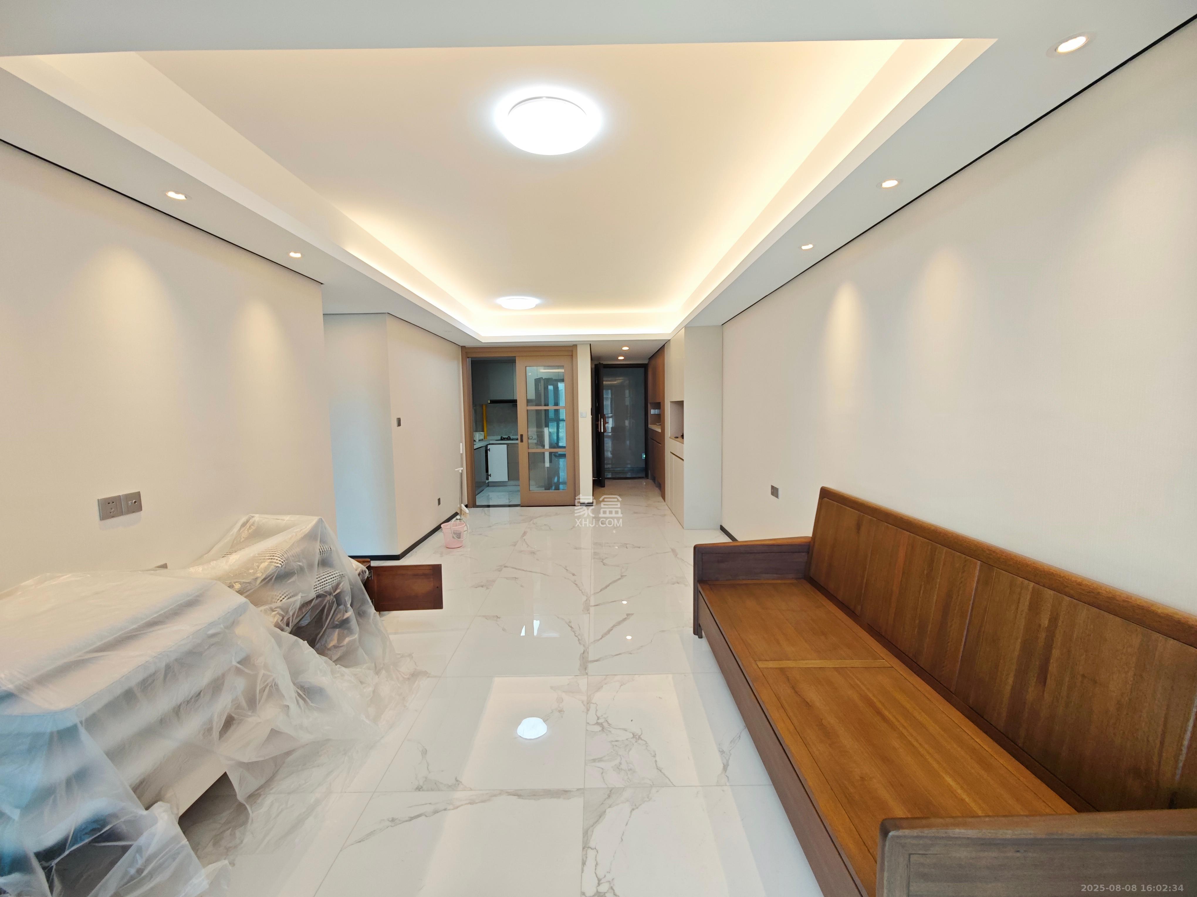 中海麓山境北区 3室2厅2卫 3190.0元/月 中海麓山境北区 3室2厅2卫 3190.0元/月室内图