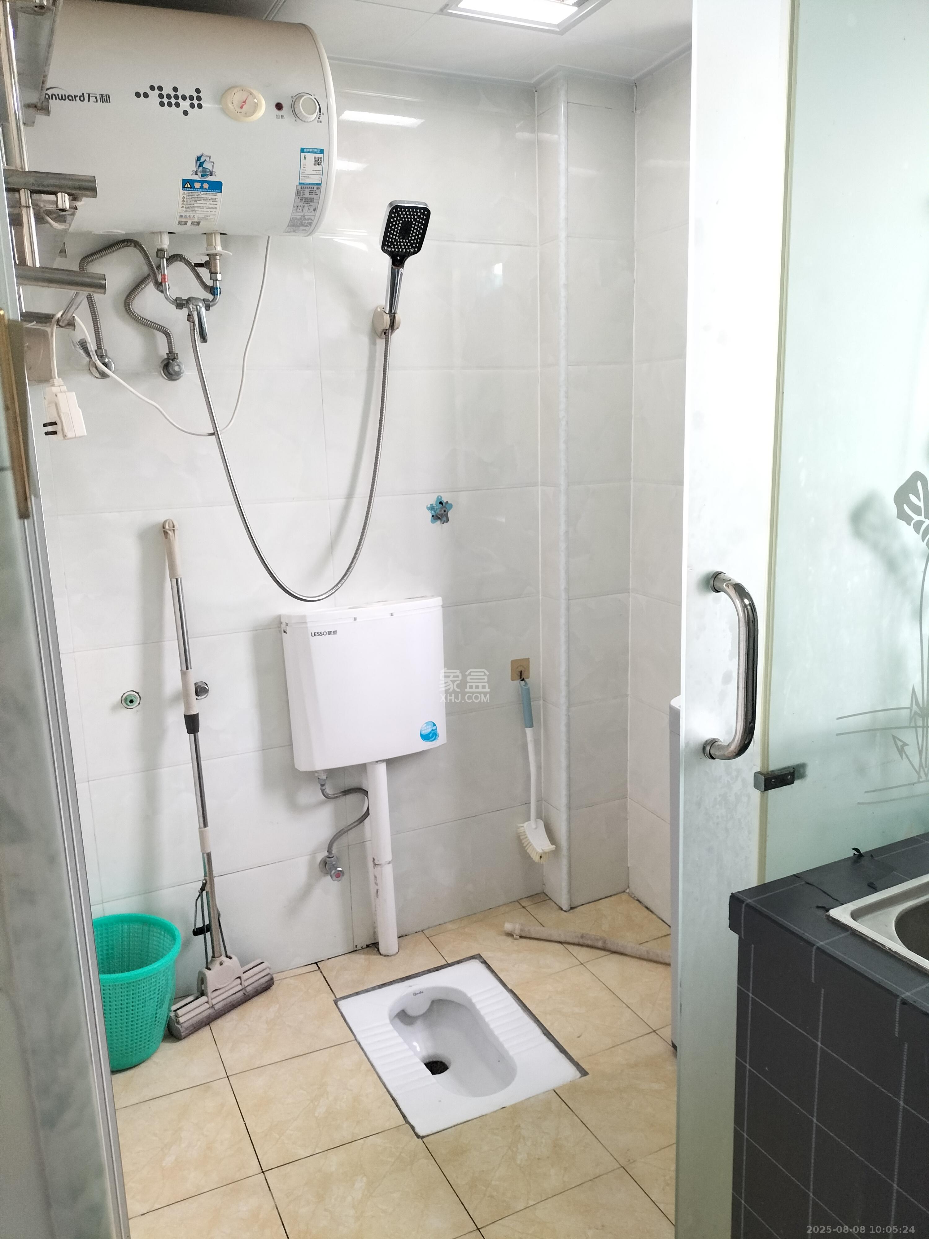 嘉顺苑 1室1厅1卫 1000.0元/月 嘉顺苑 1室1厅1卫 1000.0元/月室内图