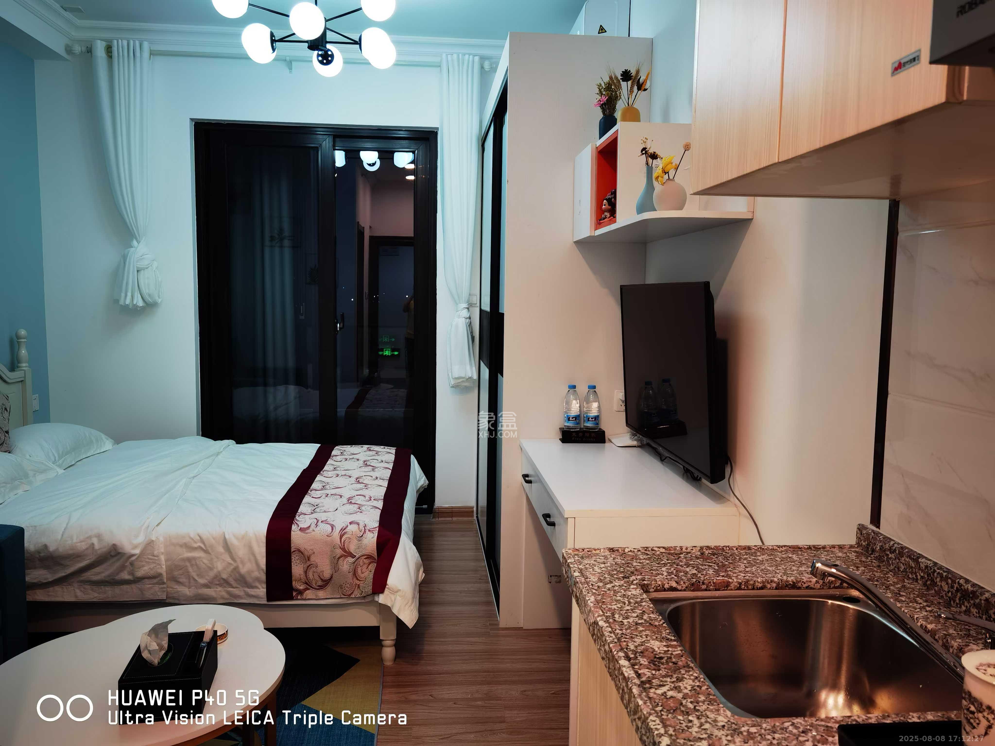 碧桂园星荟  1室2厅1卫    1400.0元/月室内图