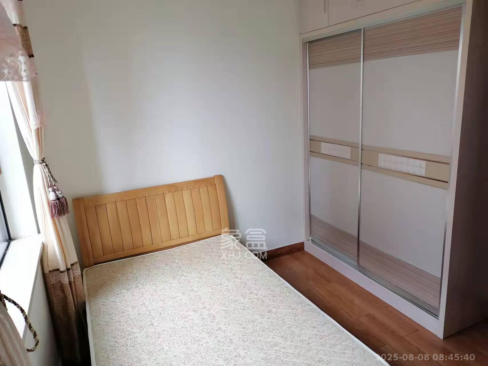 兴威帕克水岸  3室2厅2卫   2700.00元/月室内图