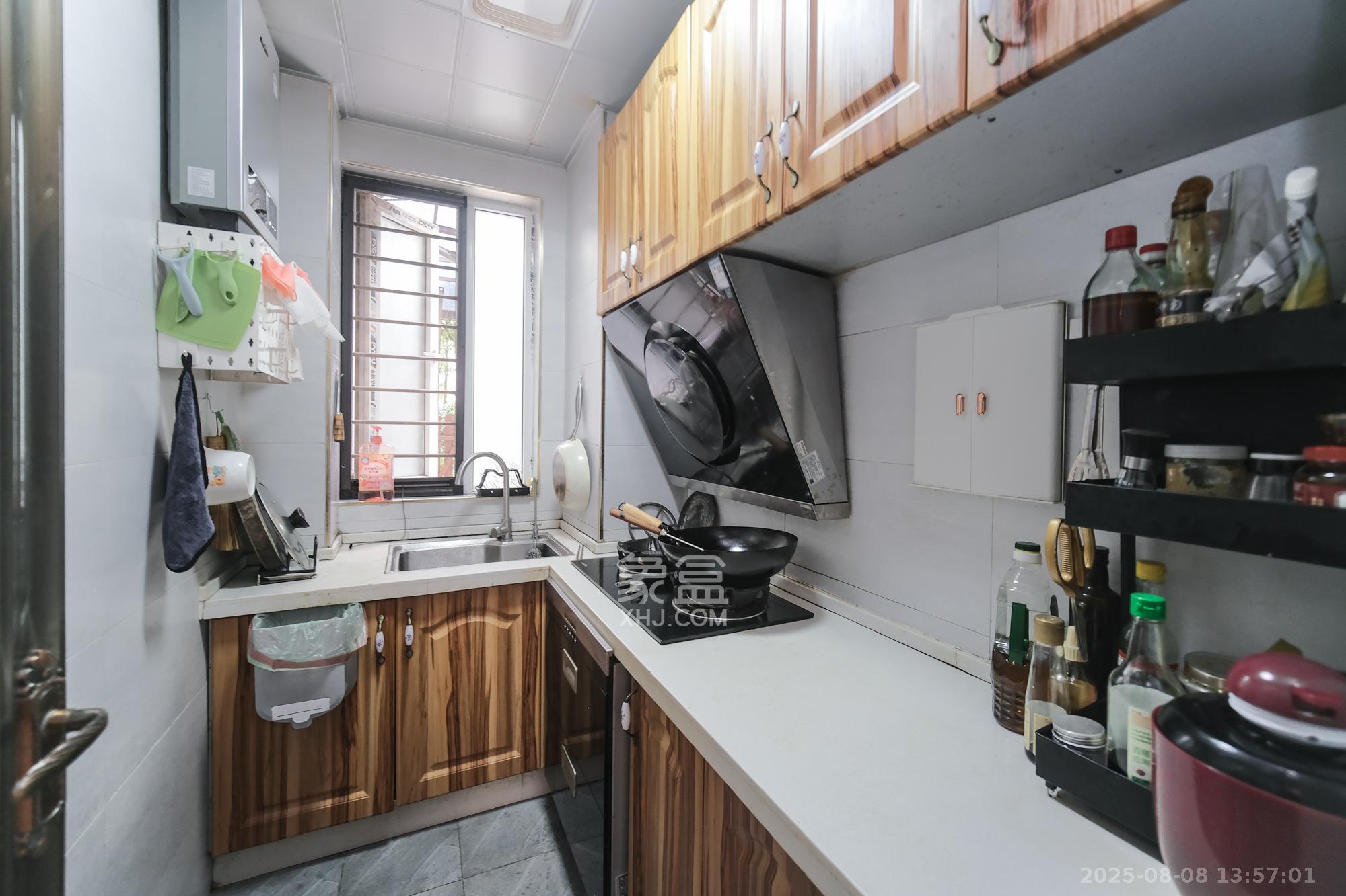 保利香槟国际  1室0厅0卫    88.0万 保利香槟国际  1室0厅0卫    88.0万厨房