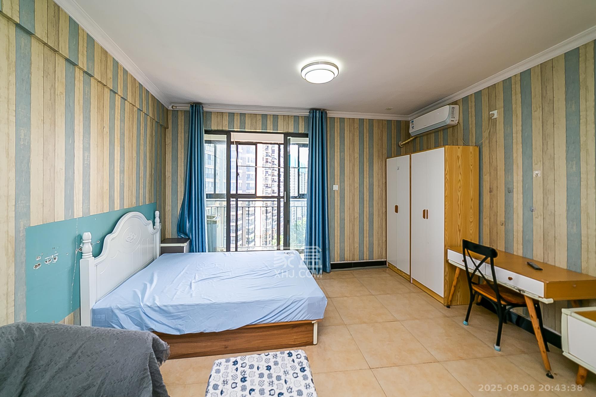 钱隆樽品(一、二、三期)  1室1厅1卫    20.0万 钱隆樽品(一、二、三期)  1室1厅1卫    20.0万卧室