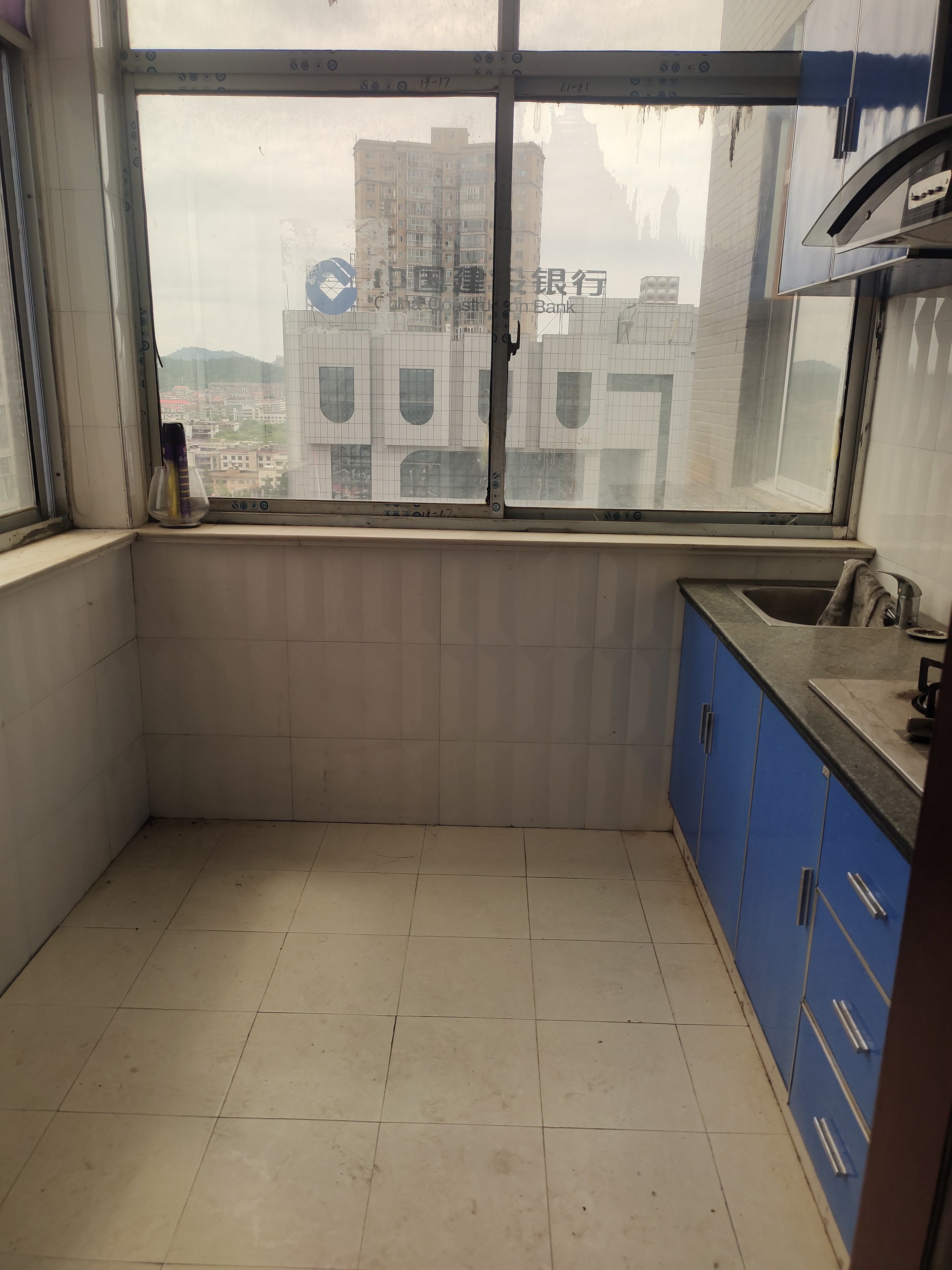 鹏泰国际 2室1厅1卫 1200.0元/月 鹏泰国际 2室1厅1卫 1200.0元/月室内图