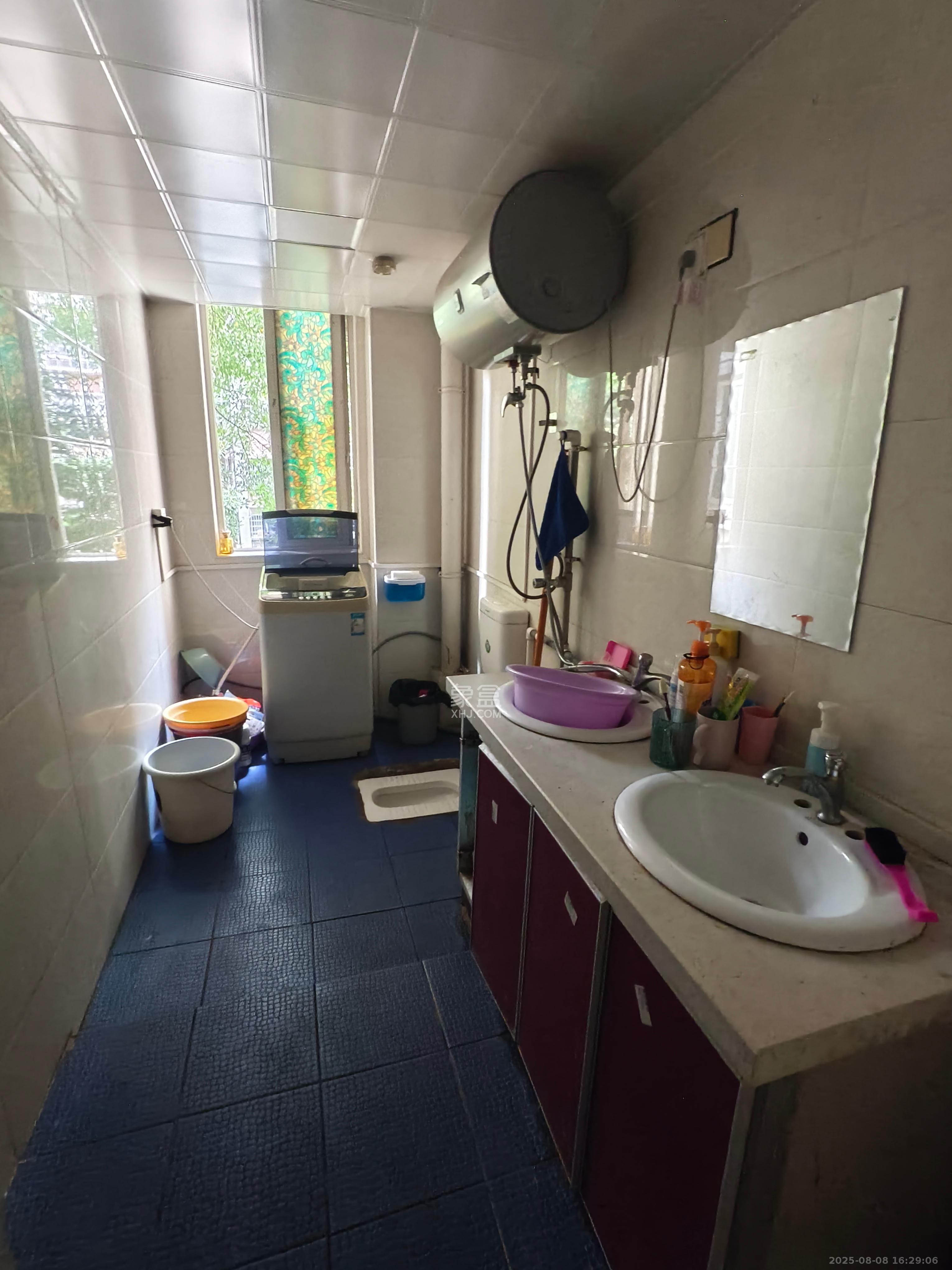 东门尚苑 4室2厅2卫 2200.0元/月 东门尚苑 4室2厅2卫 2200.0元/月室内图