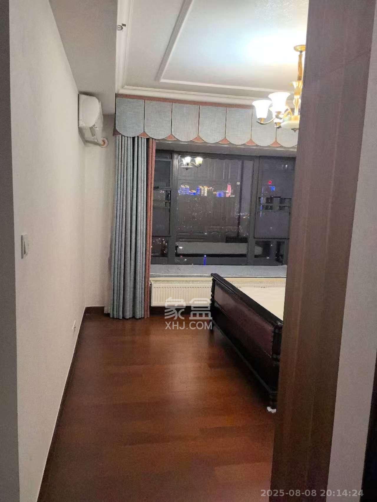 恒大御景半岛锦绣苑  3室2厅1卫   4300.00元/月室内图