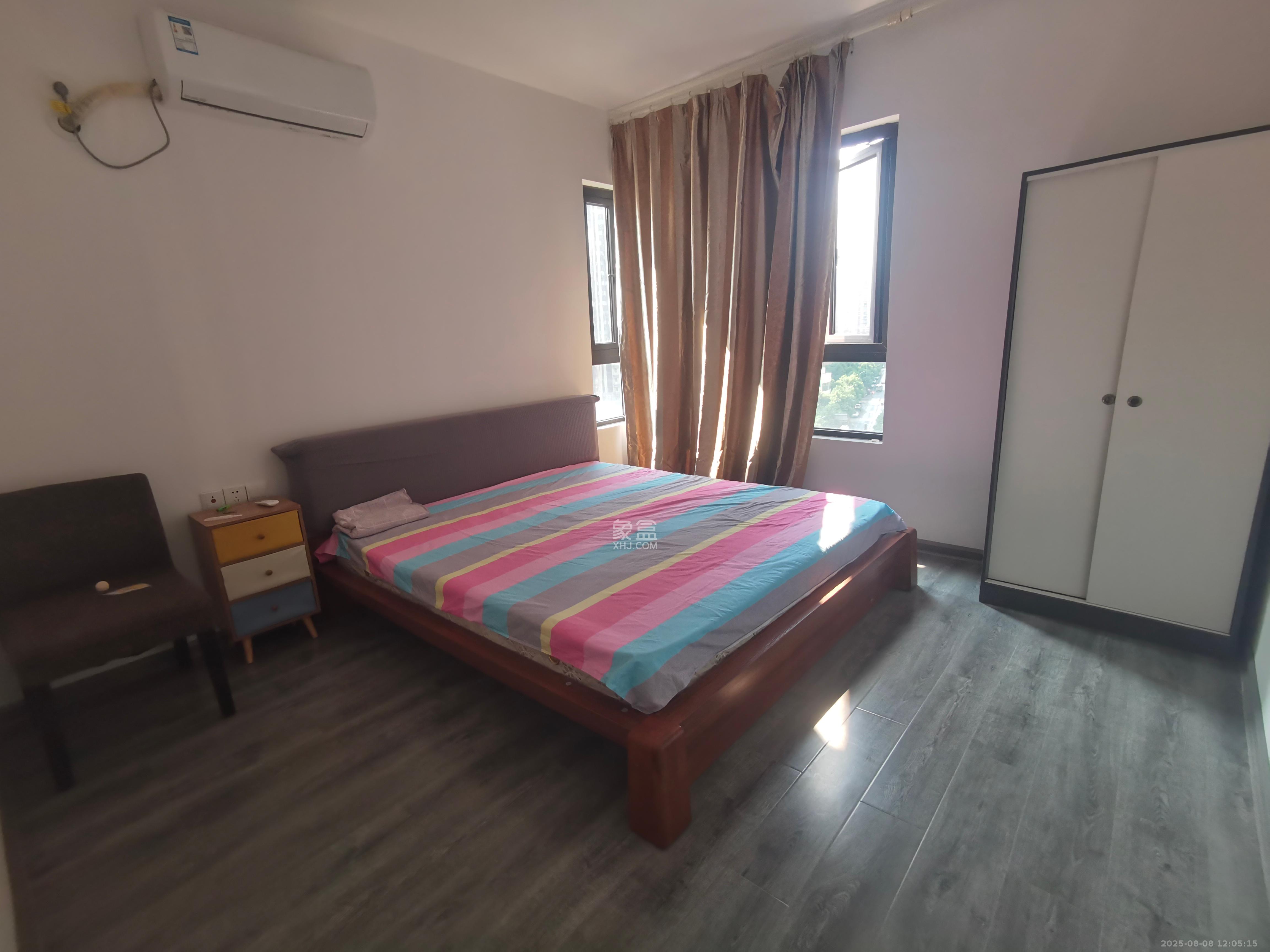 保利大都汇一期、二期 4室2厅2卫 3200.0元/月 保利大都汇一期、二期 4室2厅2卫 3200.0元/月室内图