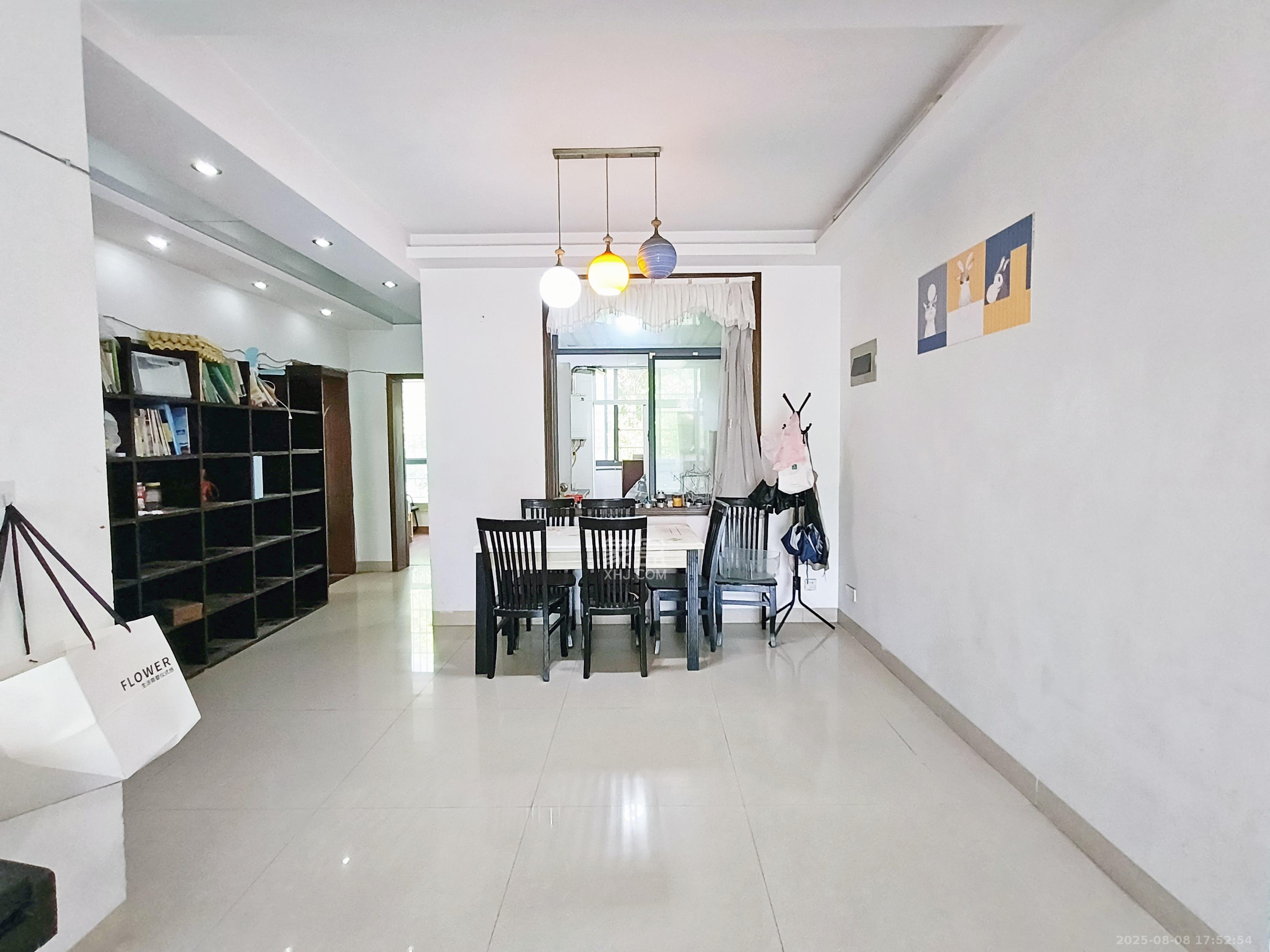 枫林绿洲  3室2厅1卫    2200.0元/月 枫林绿洲  3室2厅1卫    2200.0元/月室内图