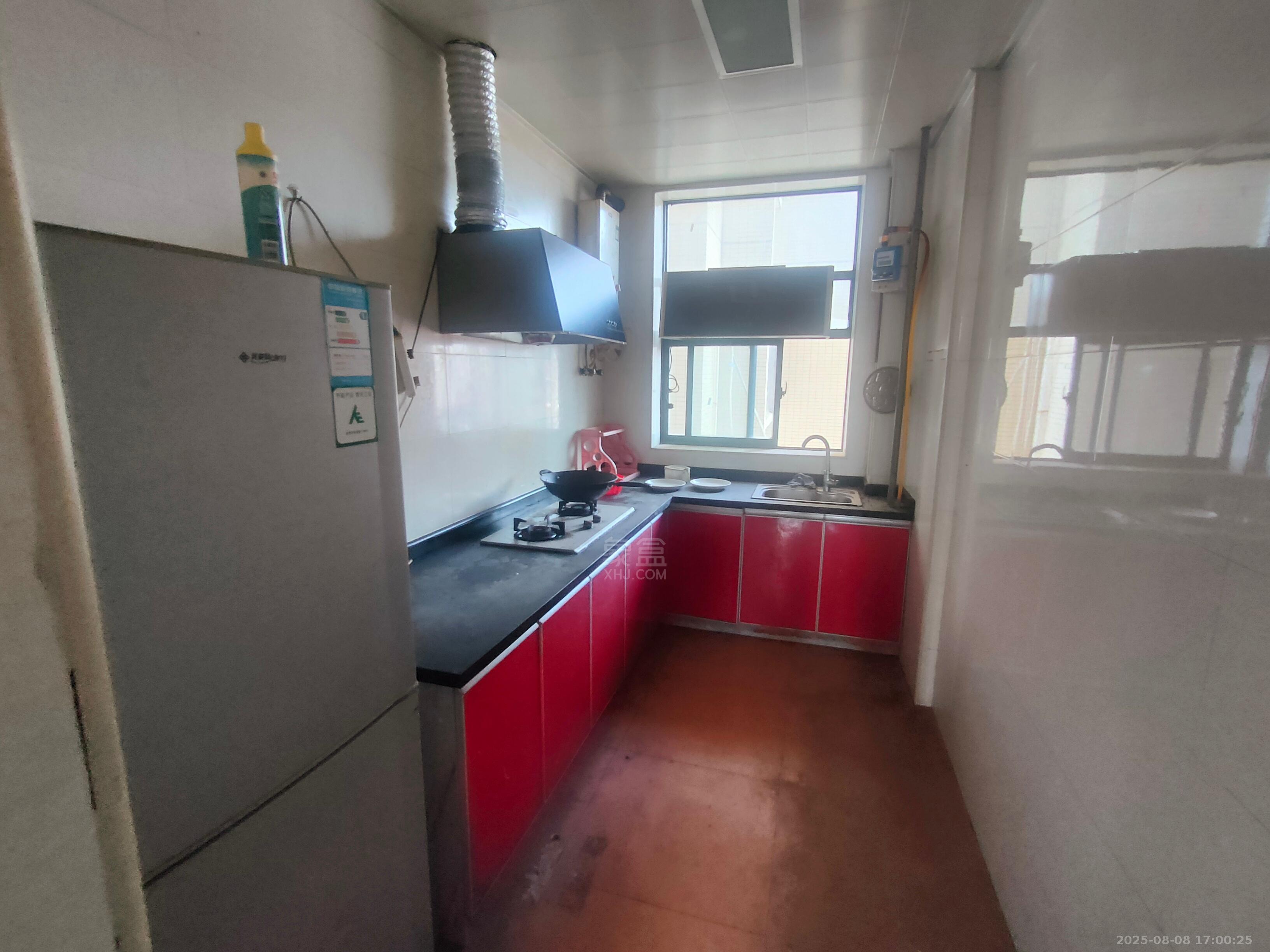 共和城 3室2厅1卫 1800.0元/月 共和城 3室2厅1卫 1800.0元/月室内图