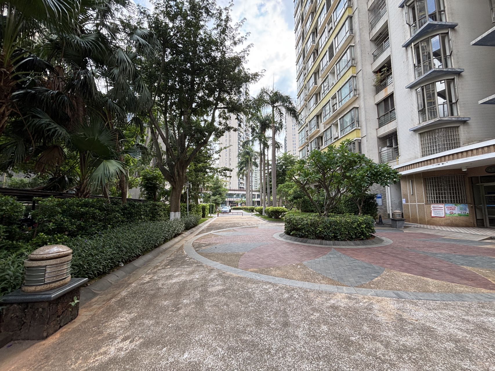 海岸壹号 1室1厅1卫 2500.0元/月 海岸壹号 1室1厅1卫 2500.0元/月小区图