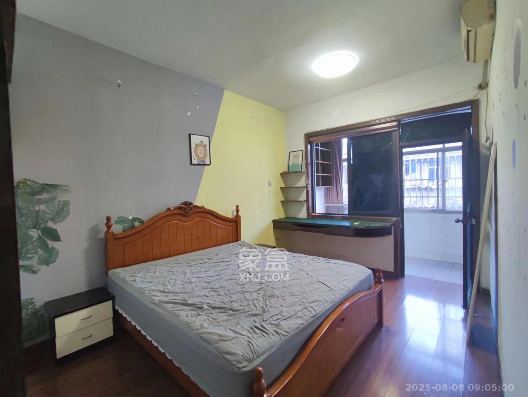 三泰街新富城 4室2厅1卫 3500.0元/月 三泰街新富城 4室2厅1卫 3500.0元/月室内图