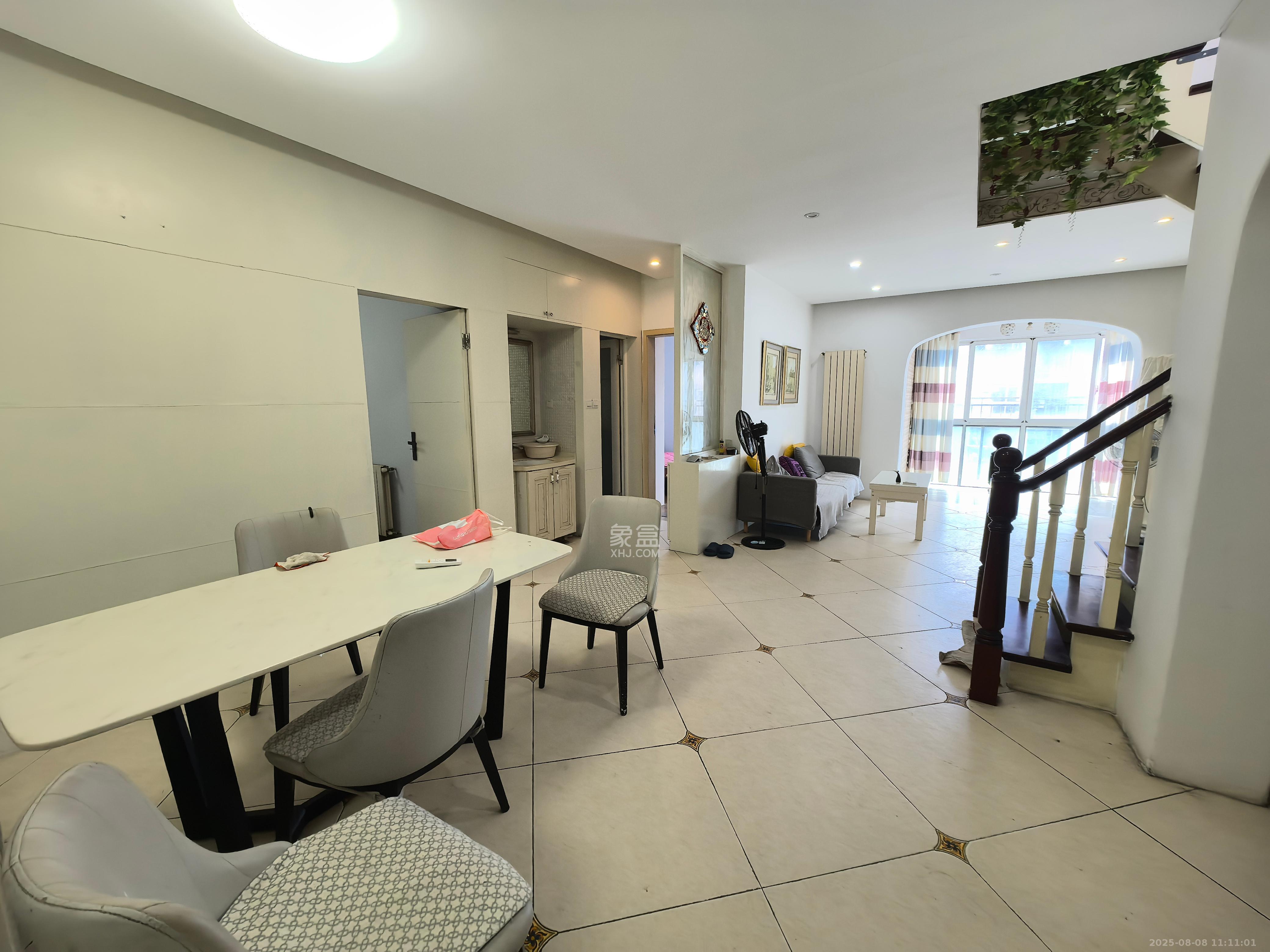 格蓝康都  3室1厅1卫    2600.0元/月 格蓝康都  3室1厅1卫    2600.0元/月