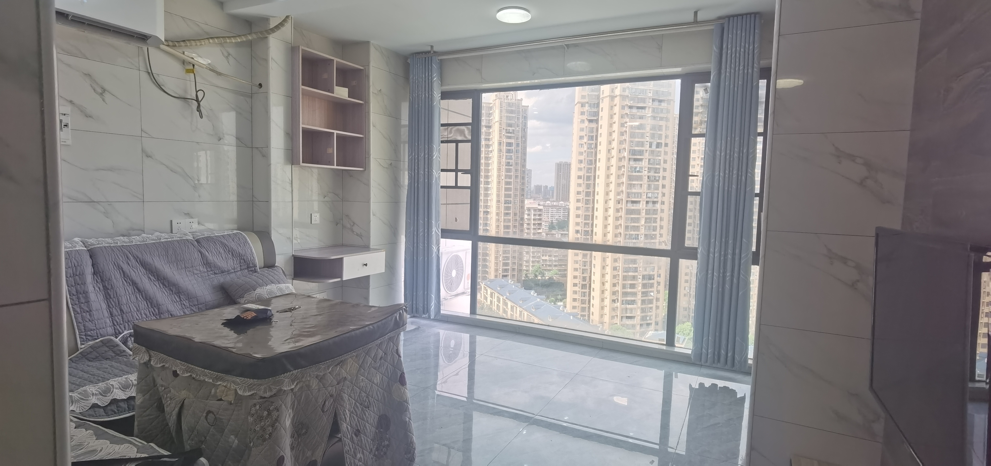 九圆大厦 1室1厅1卫 1280.0元/月 九圆大厦 1室1厅1卫 1280.0元/月室内图