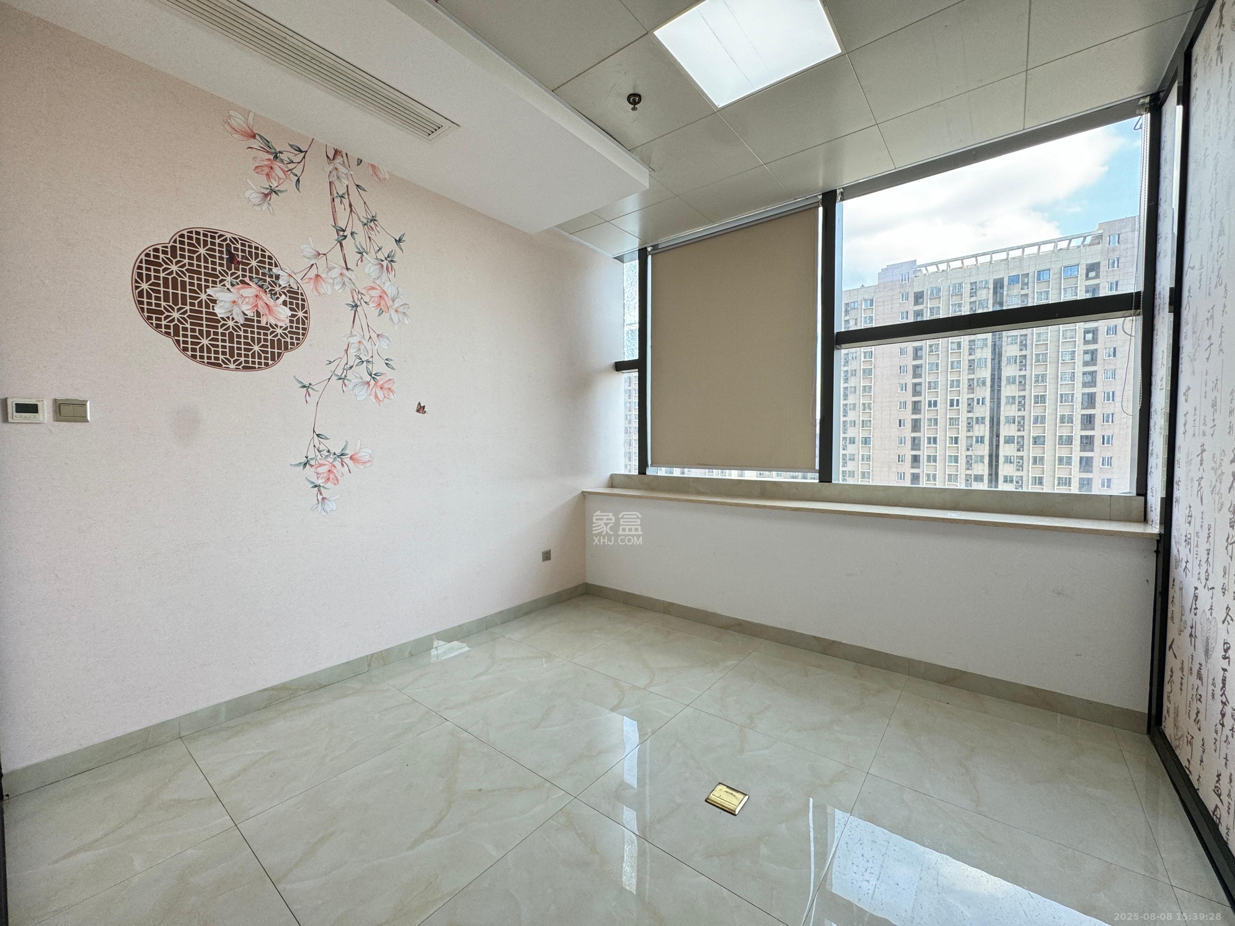 保利麓谷林语I区 1室1厅1卫 4000.0元/月 保利麓谷林语I区 1室1厅1卫 4000.0元/月室内图