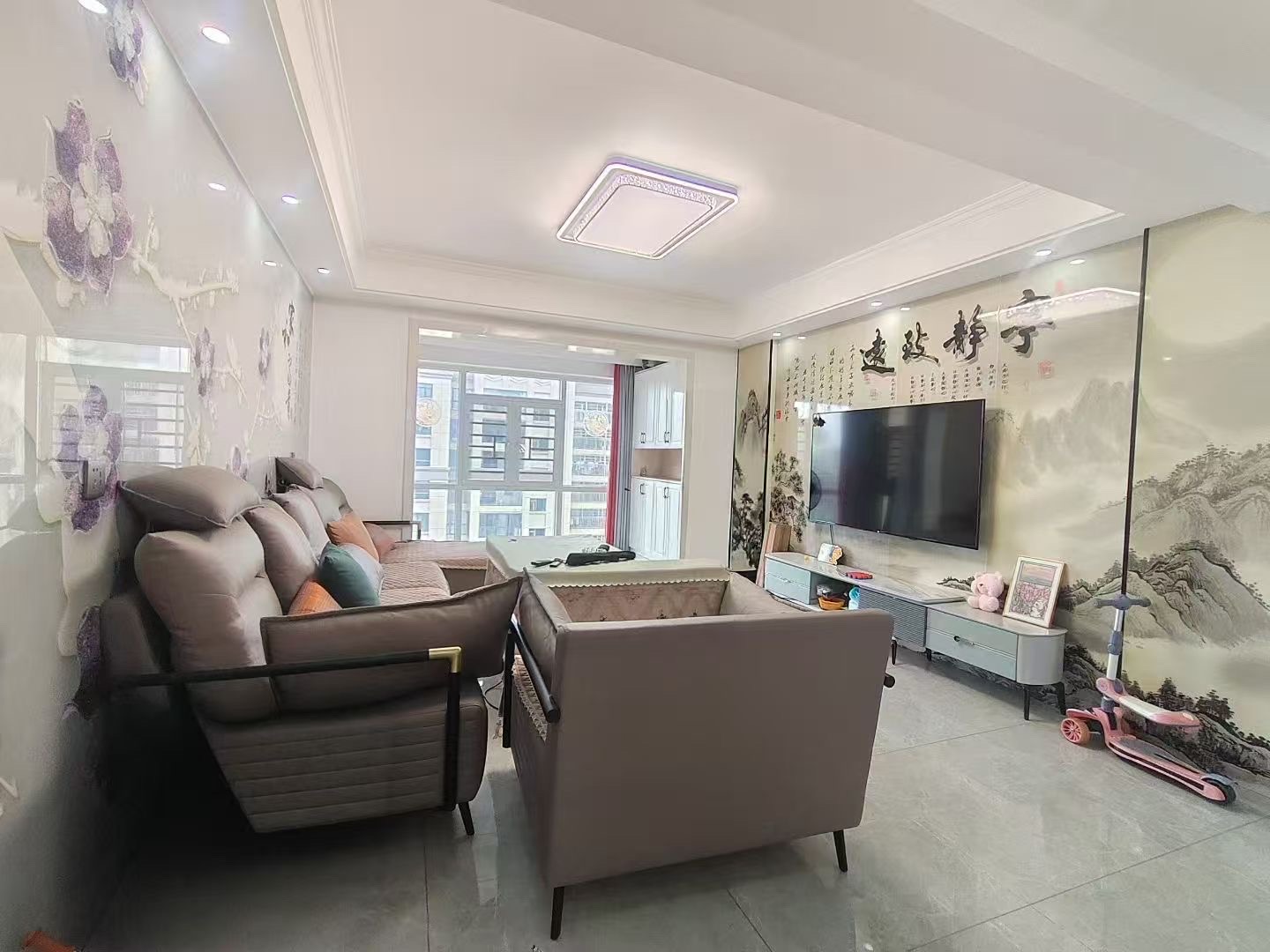 和顺嘉苑 3室2厅2卫 69.8万 和顺嘉苑 3室2厅2卫 69.8万客厅