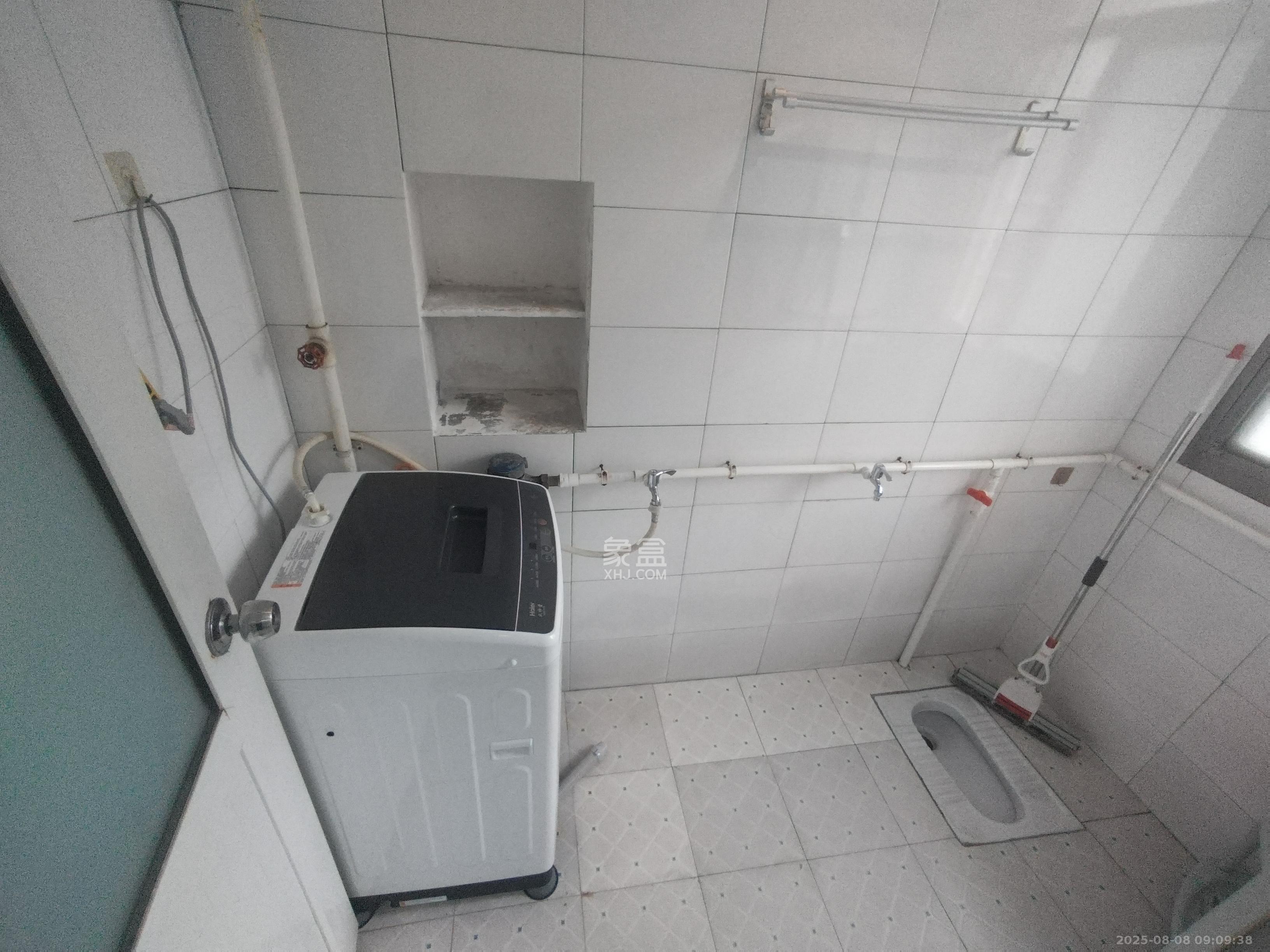 黄荆小区  1室1厅1卫   1200.00元/月室内图