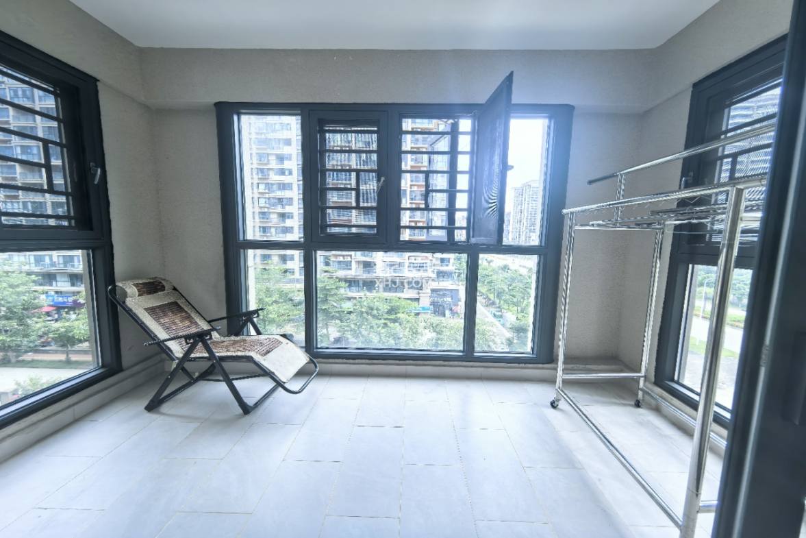 伊泰天骄三期 3室2厅2卫 170.0万 伊泰天骄三期 3室2厅2卫 170.0万室内图