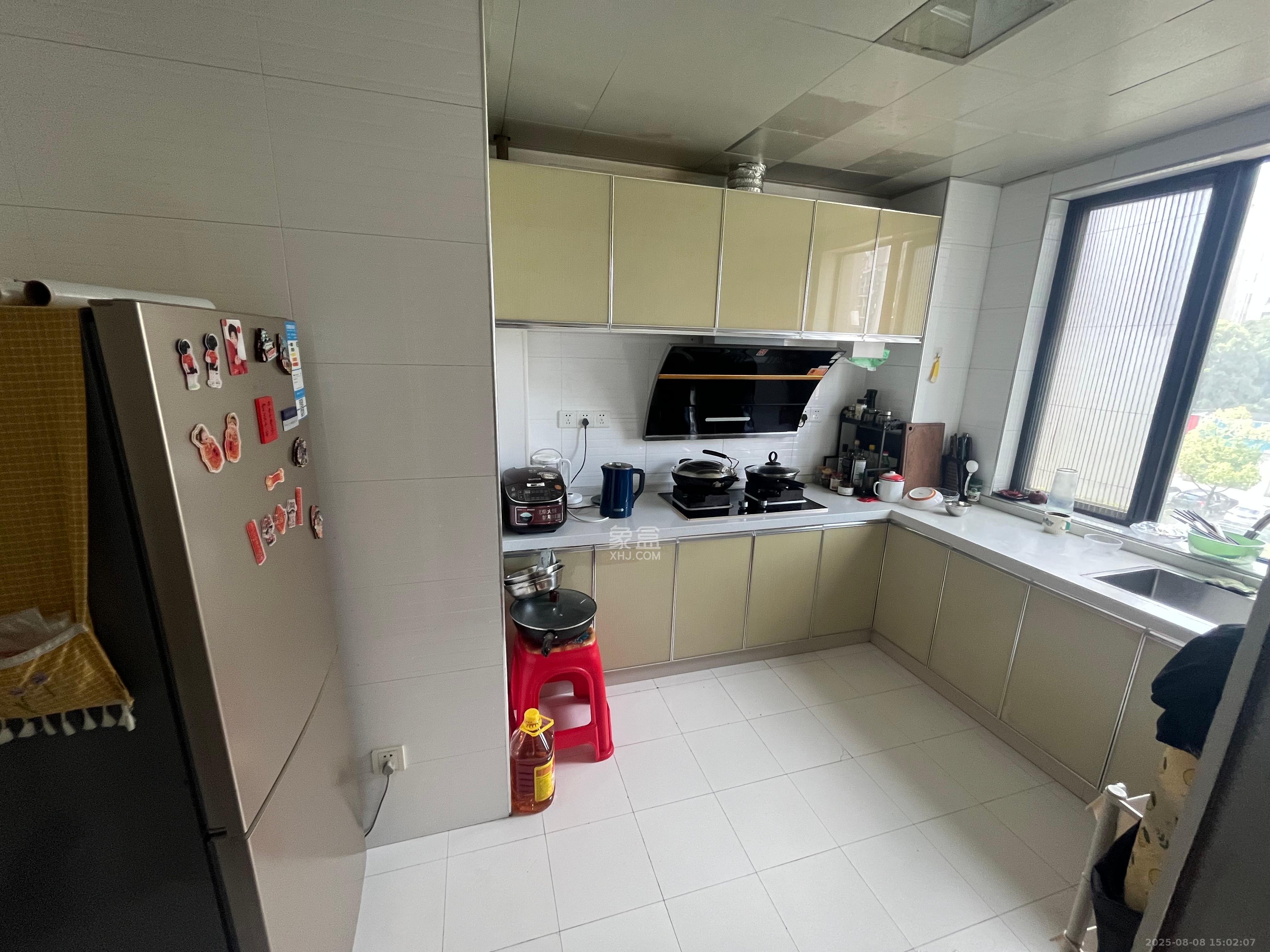 三江花中城 3室2厅2卫 3000.0元/月 三江花中城 3室2厅2卫 3000.0元/月室内图