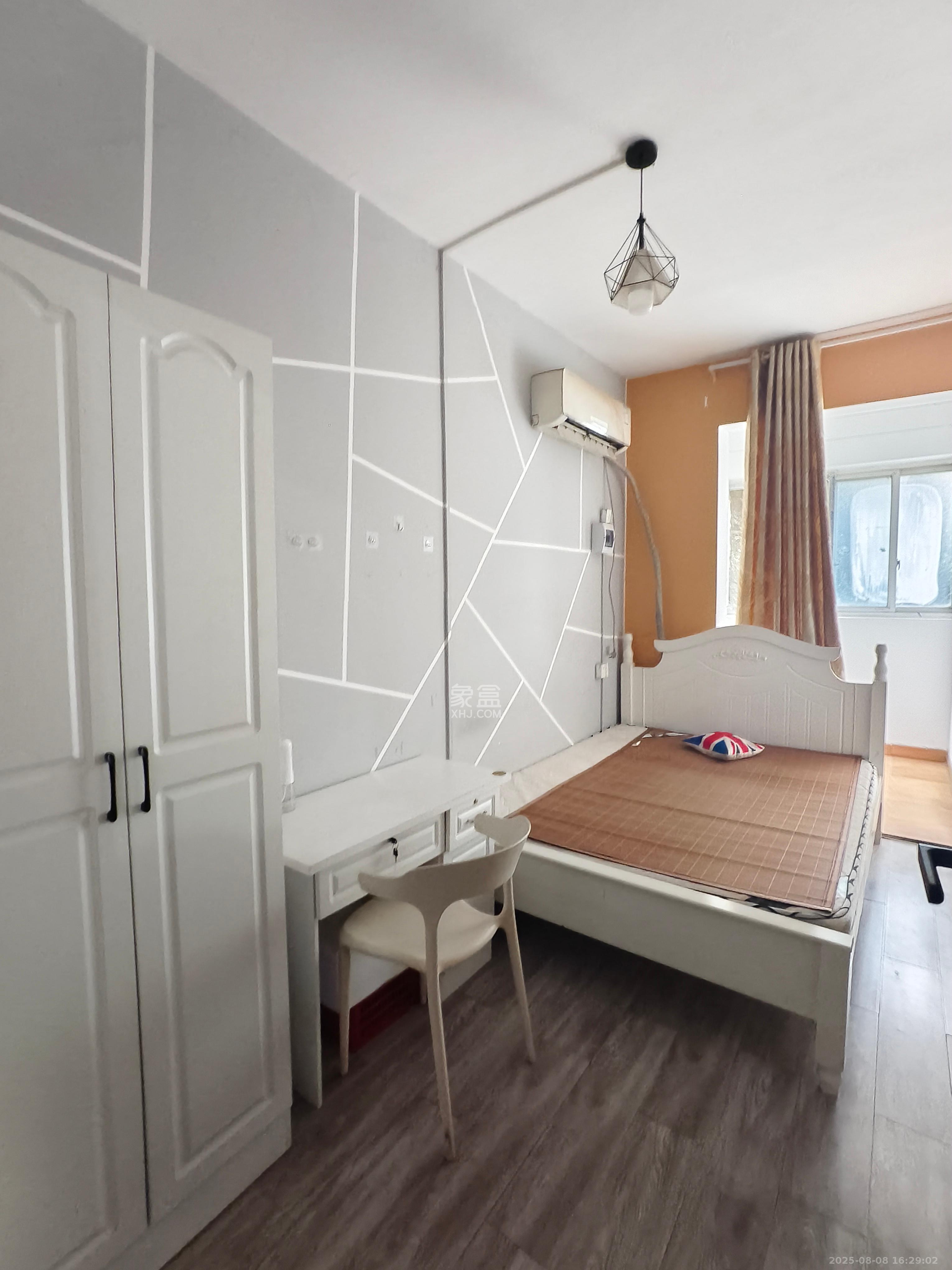 东门尚苑 4室2厅2卫 2200.0元/月 东门尚苑 4室2厅2卫 2200.0元/月室内图