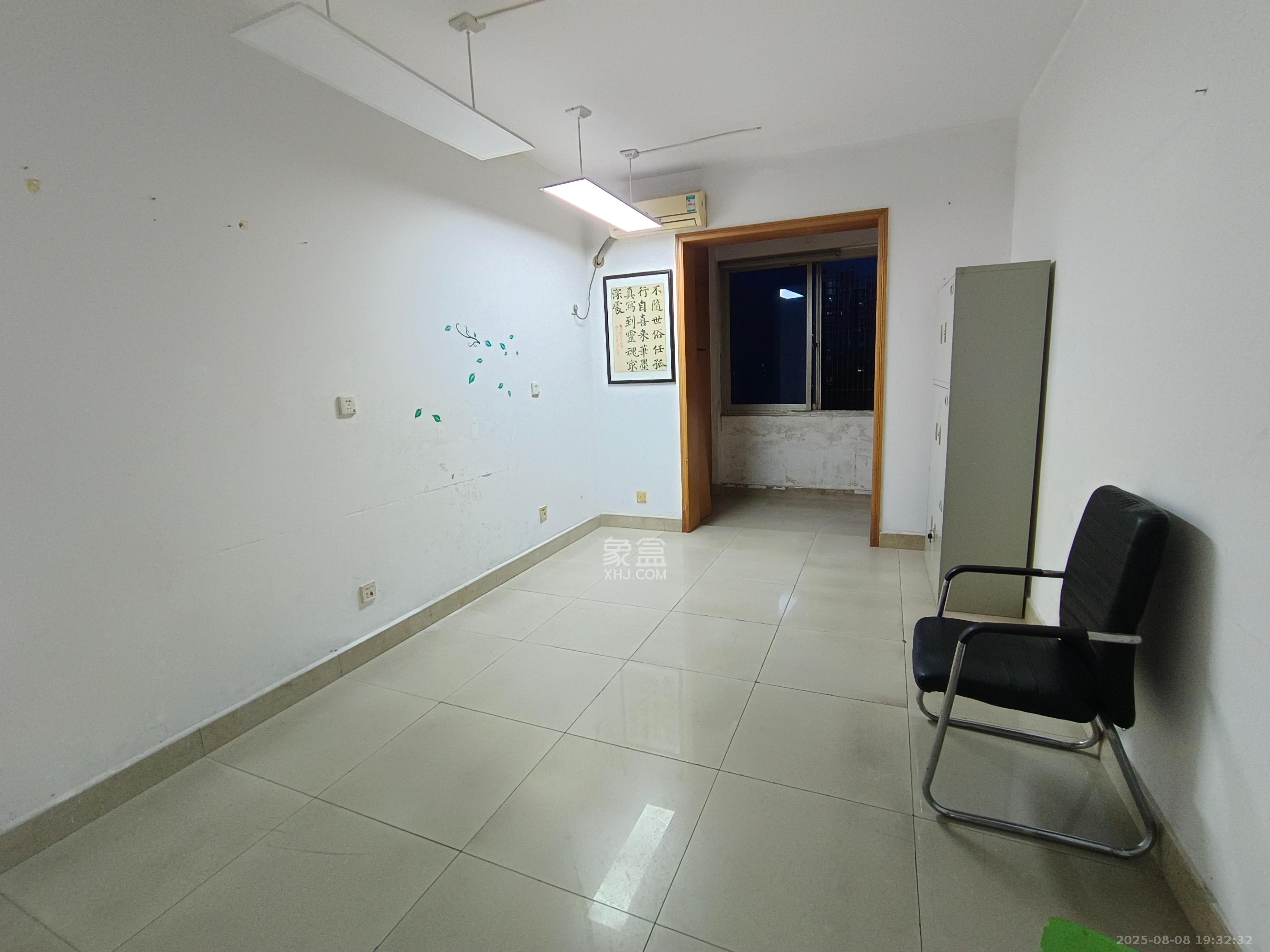 通发公寓 3室1厅1卫 2600.00元/月 通发公寓 3室1厅1卫 2600.00元/月室内图