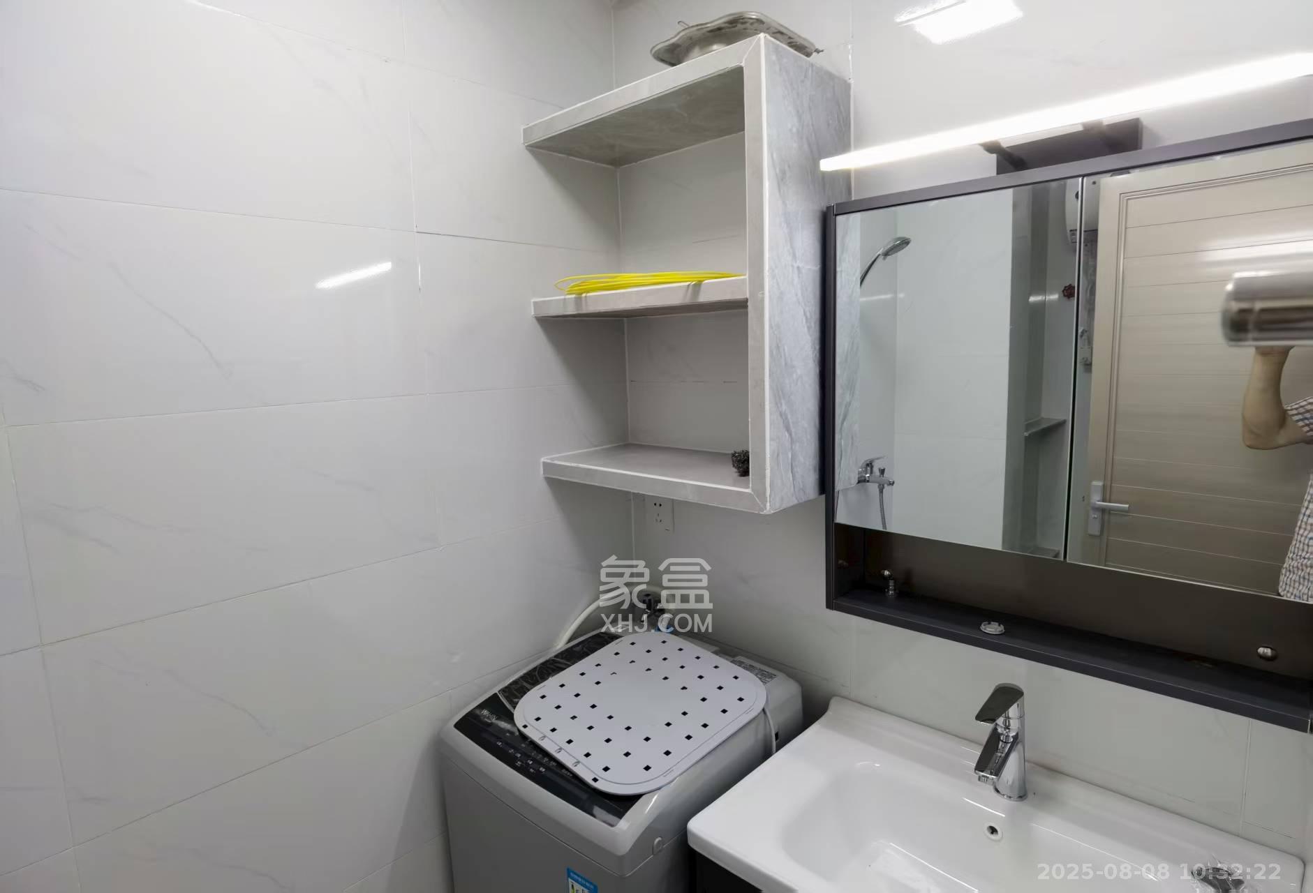 龙湖湘江星座(祺鑫星座公寓) 1室1厅1卫 1600.0元/月 龙湖湘江星座(祺鑫星座公寓) 1室1厅1卫 1600.0元/月室内图