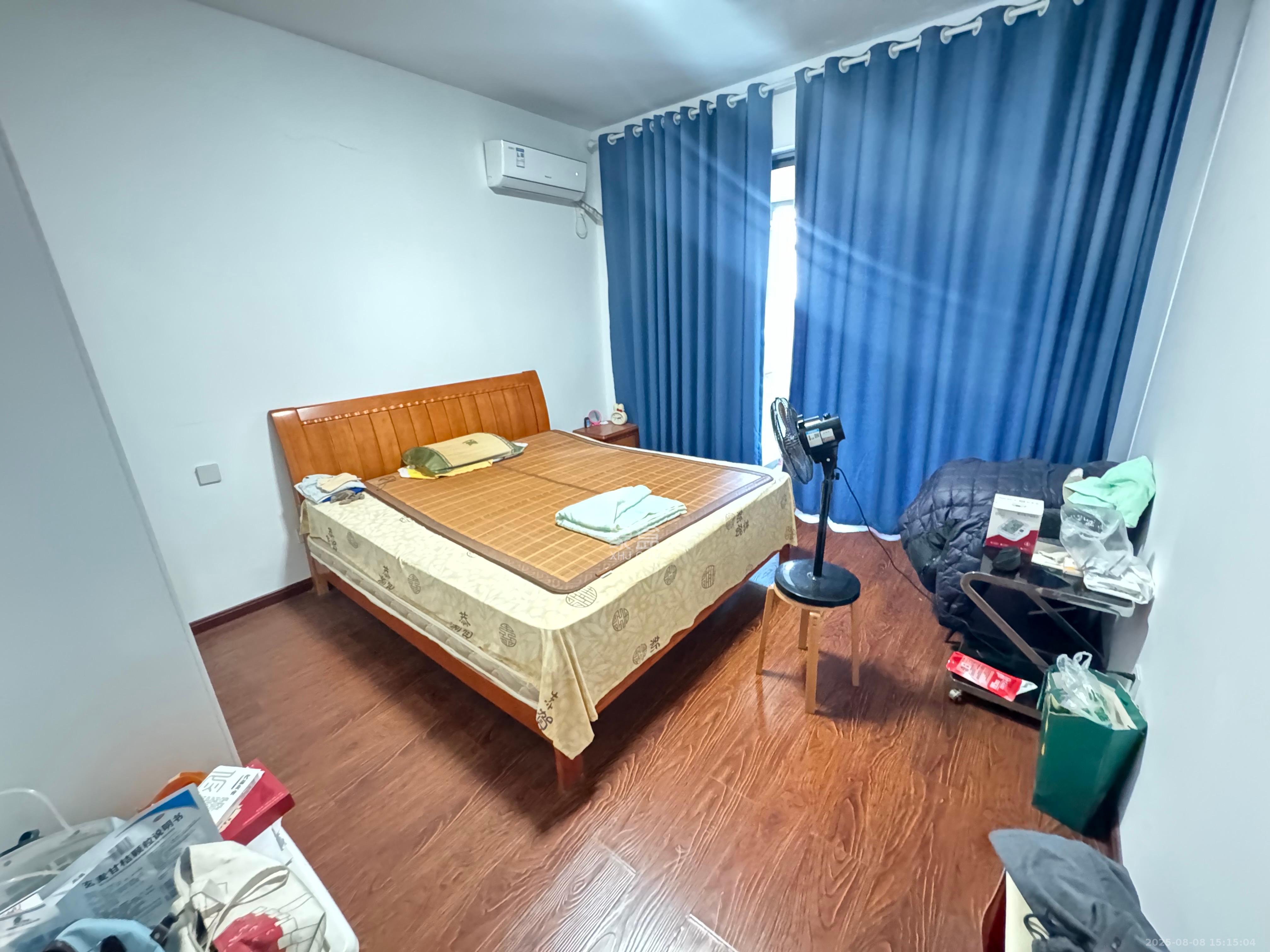 八方小区C区 3室2厅2卫 3800.0元/月 八方小区C区 3室2厅2卫 3800.0元/月室内图