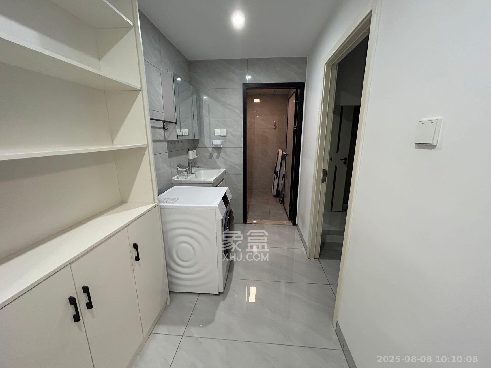 润和湘江天地C区 5室2厅2卫 4100.0元/月 润和湘江天地C区 5室2厅2卫 4100.0元/月室内图