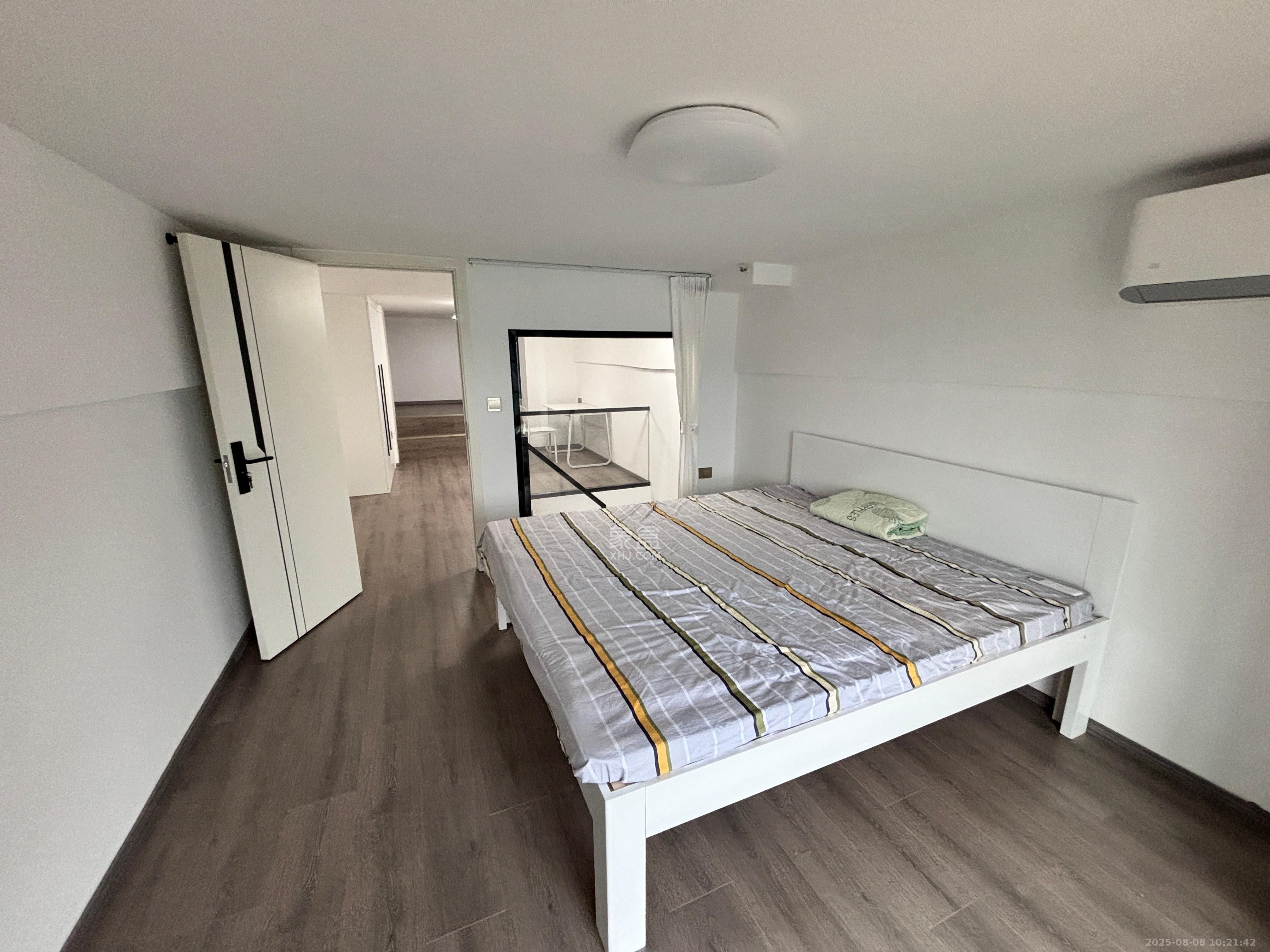 越秀悦湖台  1室1厅1卫   2300.00元/月室内图