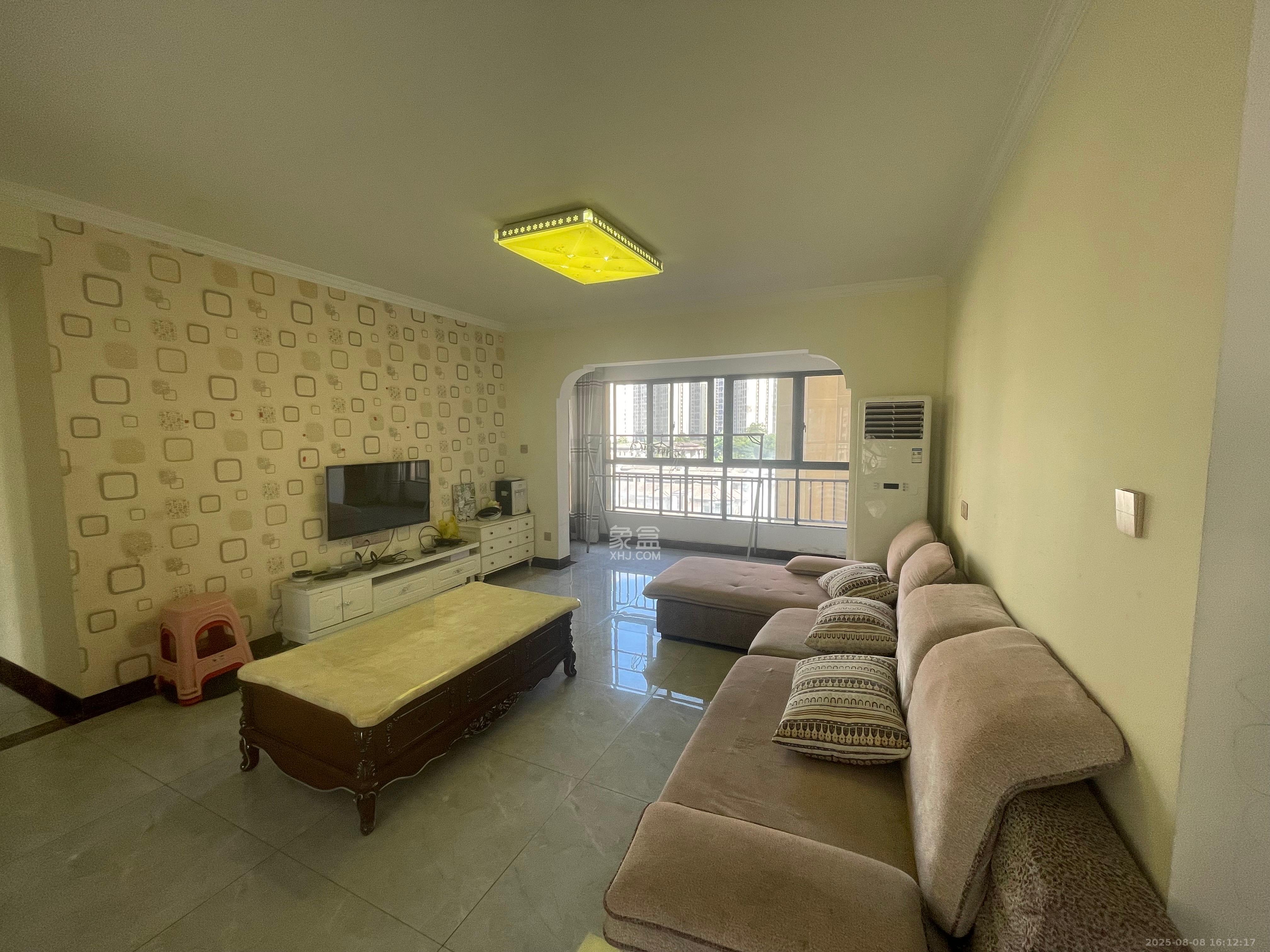 天麓尚层  1室2厅2卫    3000.0元/月 天麓尚层  1室2厅2卫    3000.0元/月