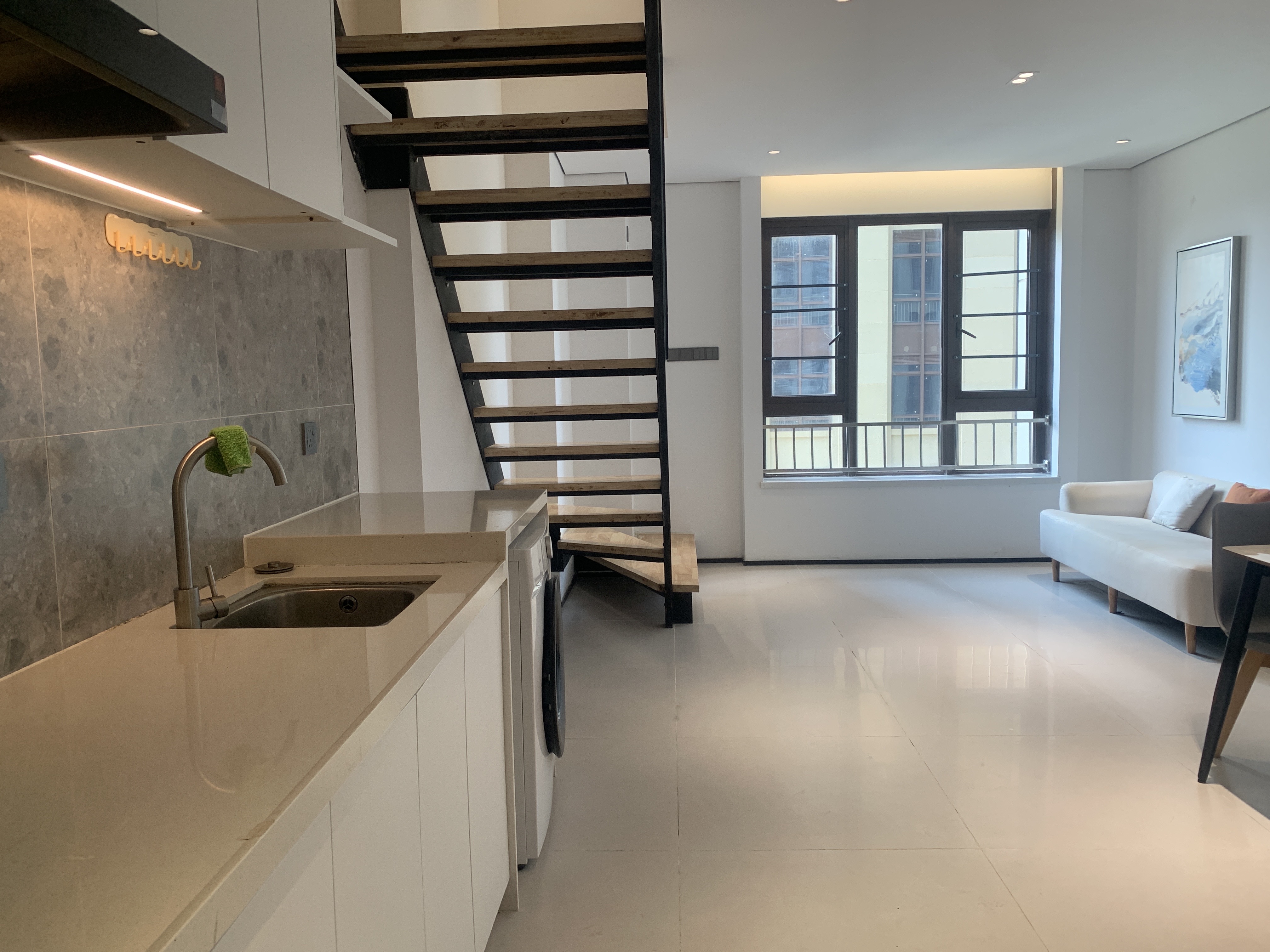 海航豪庭南苑  1室1厅2卫    3200.0元/月 海航豪庭南苑  1室1厅2卫    3200.0元/月室内图